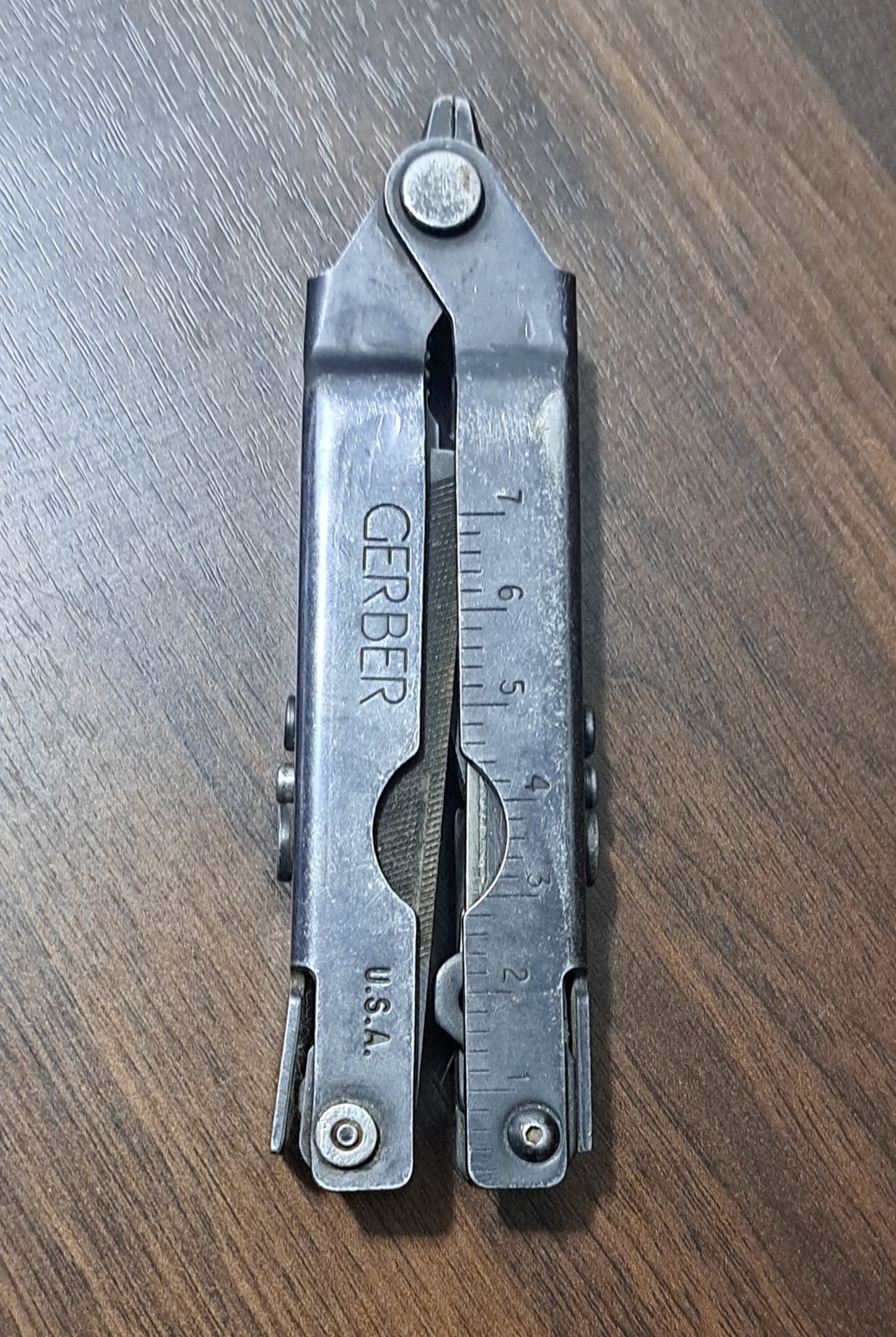 Gerber Multiplier MP600 Fisherman’s Multi-Tool Silver Needle Nose Pliers EDC