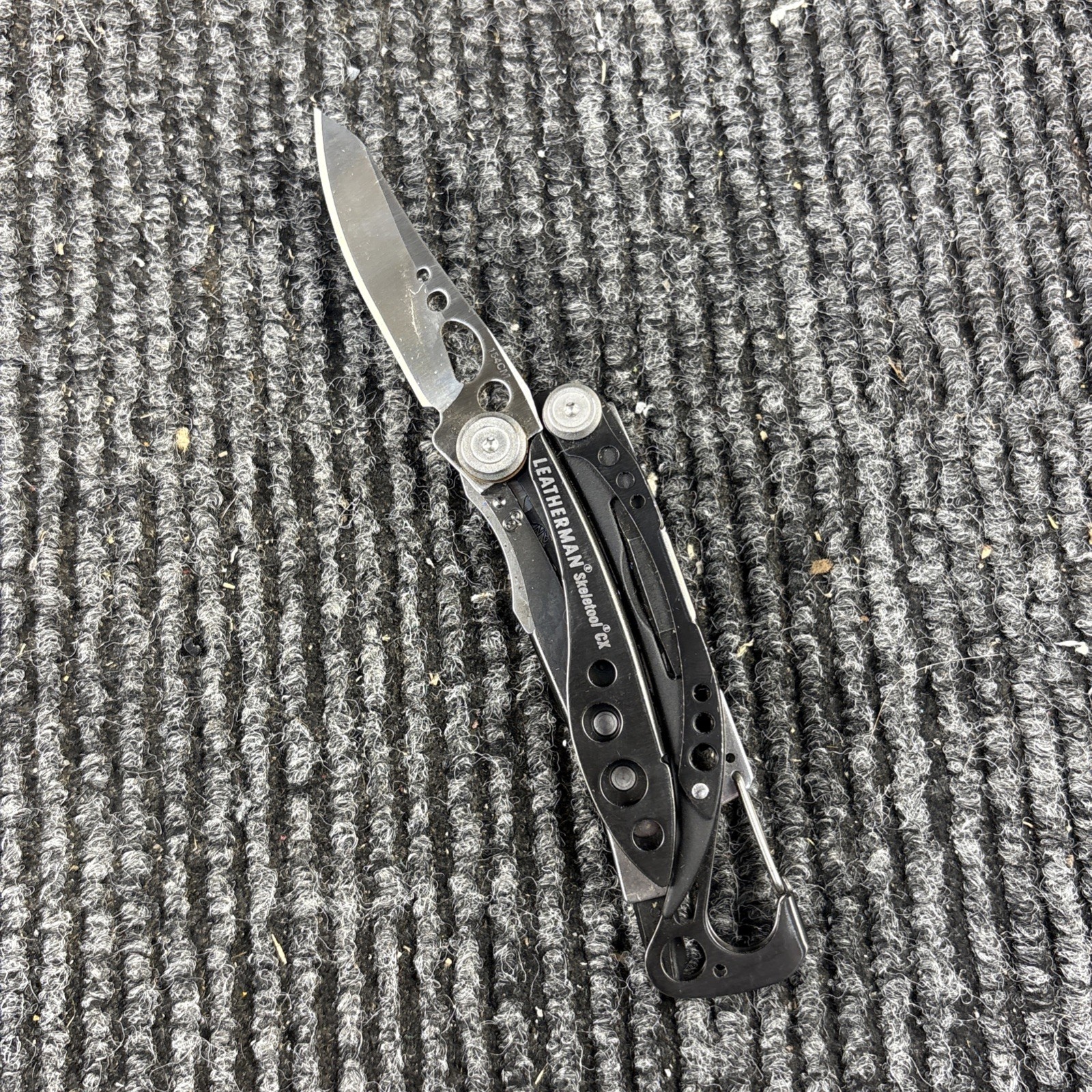 Leatherman Skeletool CX Multi-Tool (078)