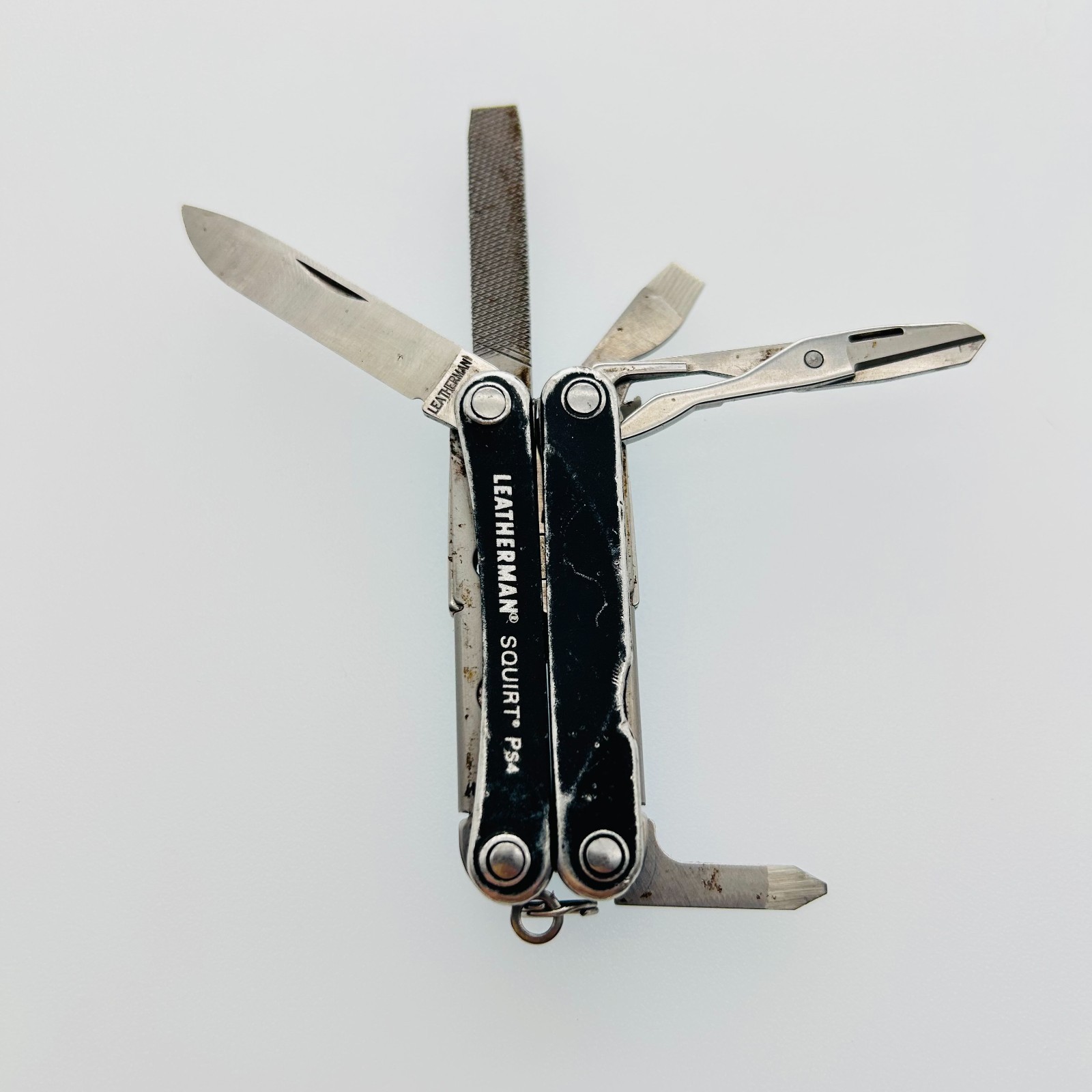 Leatherman Squirt PS4 BLACK – 8-in-1 Keychain Multi-Tool Discontinued (CODE22)