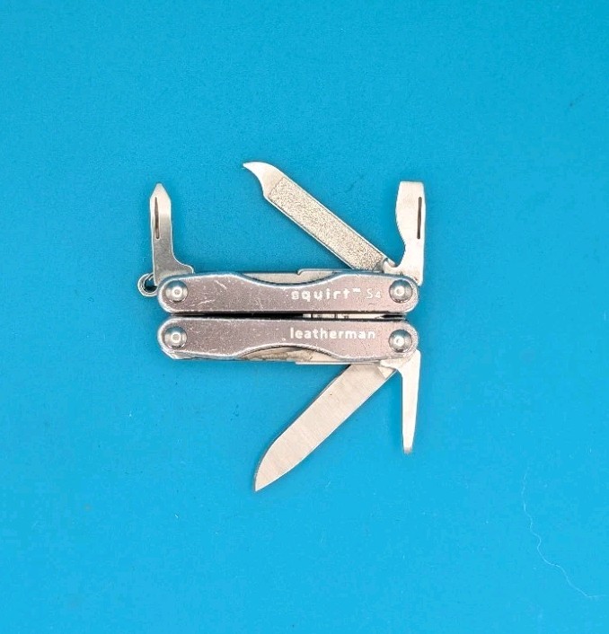 Leatherman Squirt S4 Multi-Tool, Key Ring, Retired, GRAY!