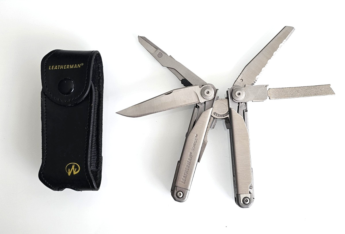 Leatherman Surge Multitool Pocket Knife in Original Leather Sheath Sheath Mint 1st