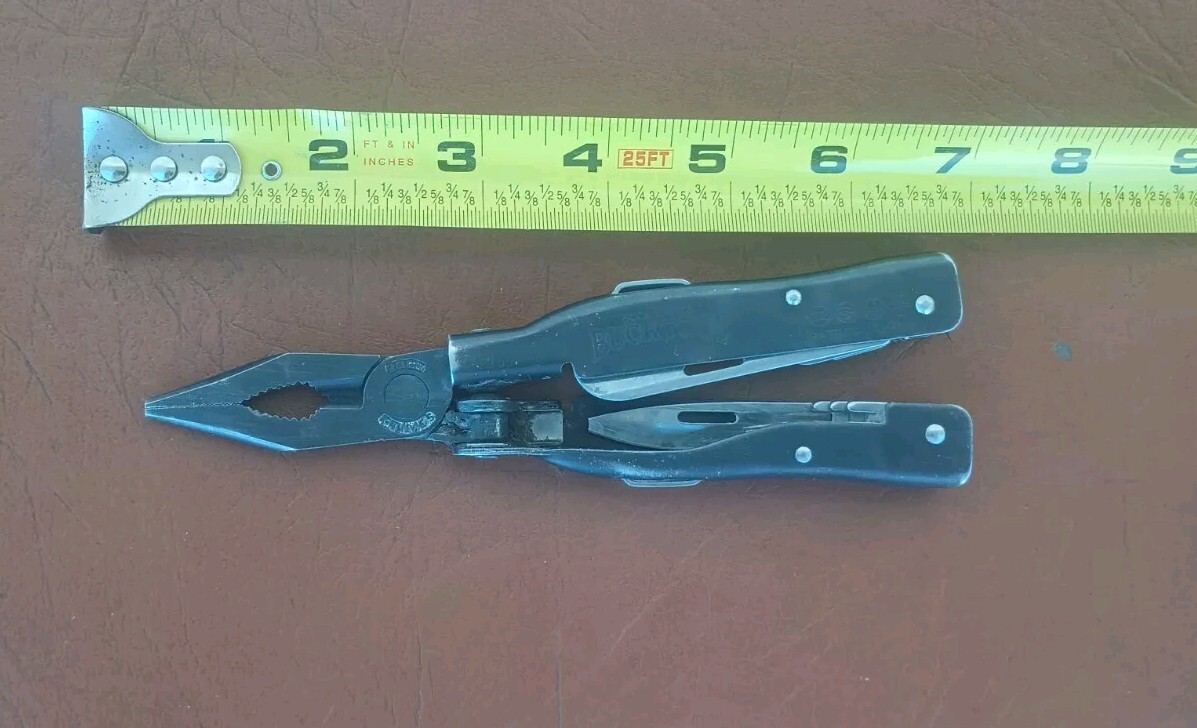 Vintage Buck Knives Bucktool Black Finish 360 model 1990’s Parts Or Not Working