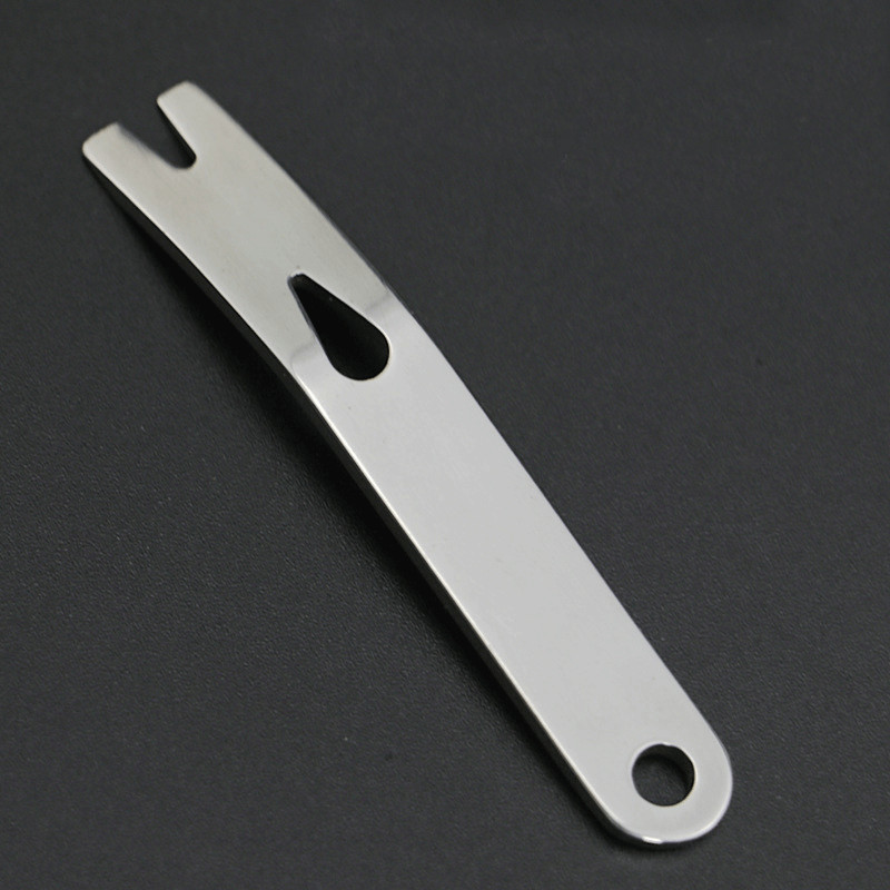 2PC EDC Stainless Steel Keychain Pry Bar Crowbar Practical Tool Wrap Rope Buckle