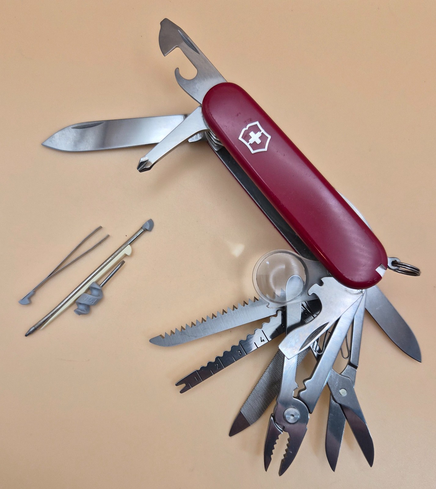 Victorinox SWISSCHAMP Swiss Army Knife – Good Condition (002)