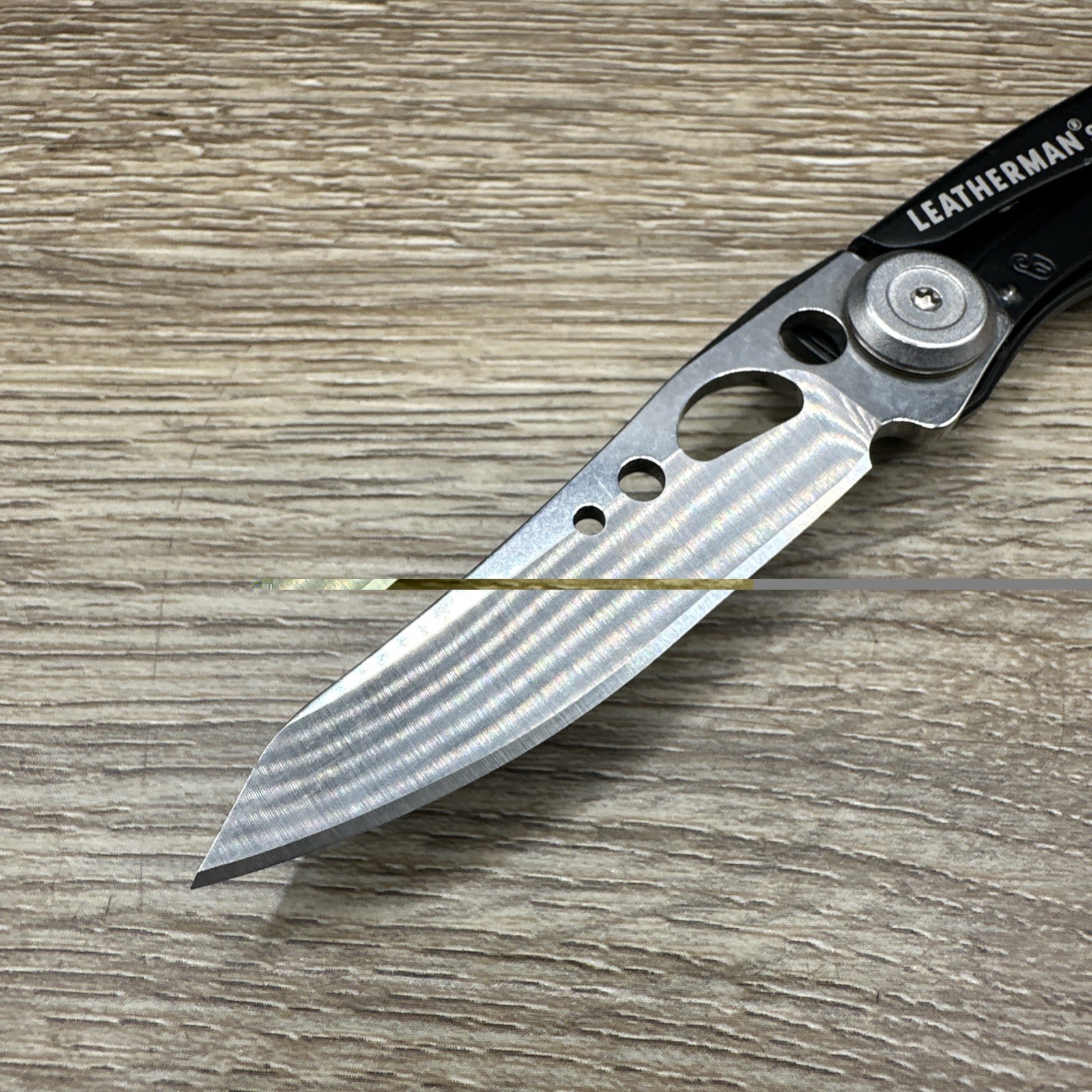 Leatherman Skeletool KB Folding Knife USA With Bottle Opener!!