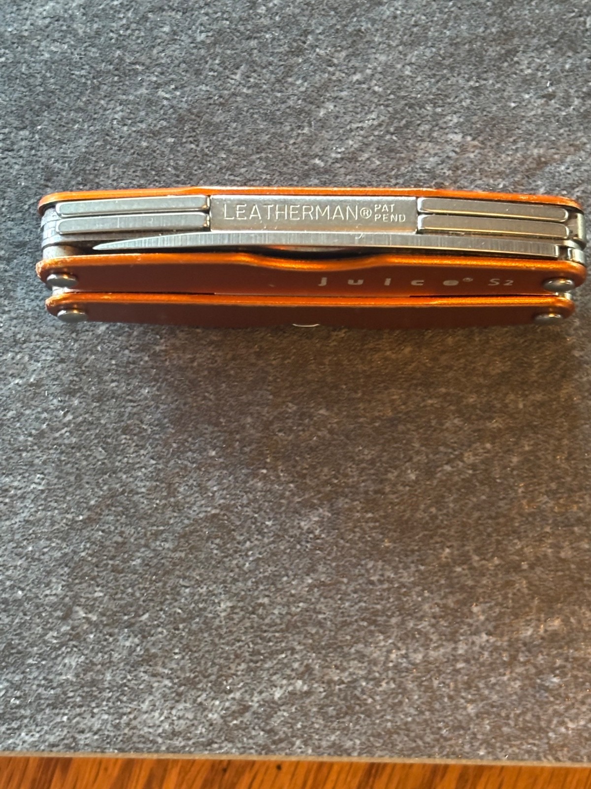 Rare Leatherman JUICE S2 orange with sheath. FREE SHIPPING!