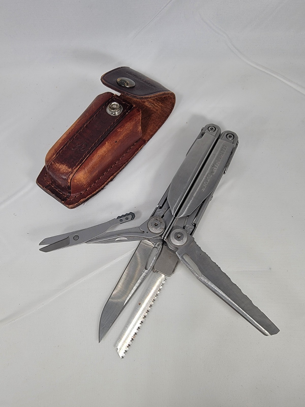 Leatherman Surge Multi Tool Stainless w/ Original High Quality Leather Sheath