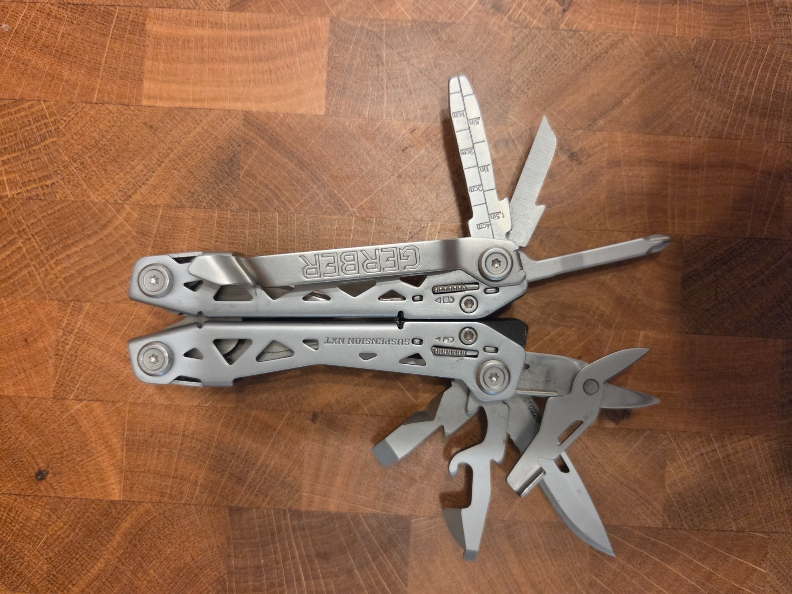 Gerber Suspension NXT Multi-Tool Excellent Condition EDC Stainless steel 15 Tool