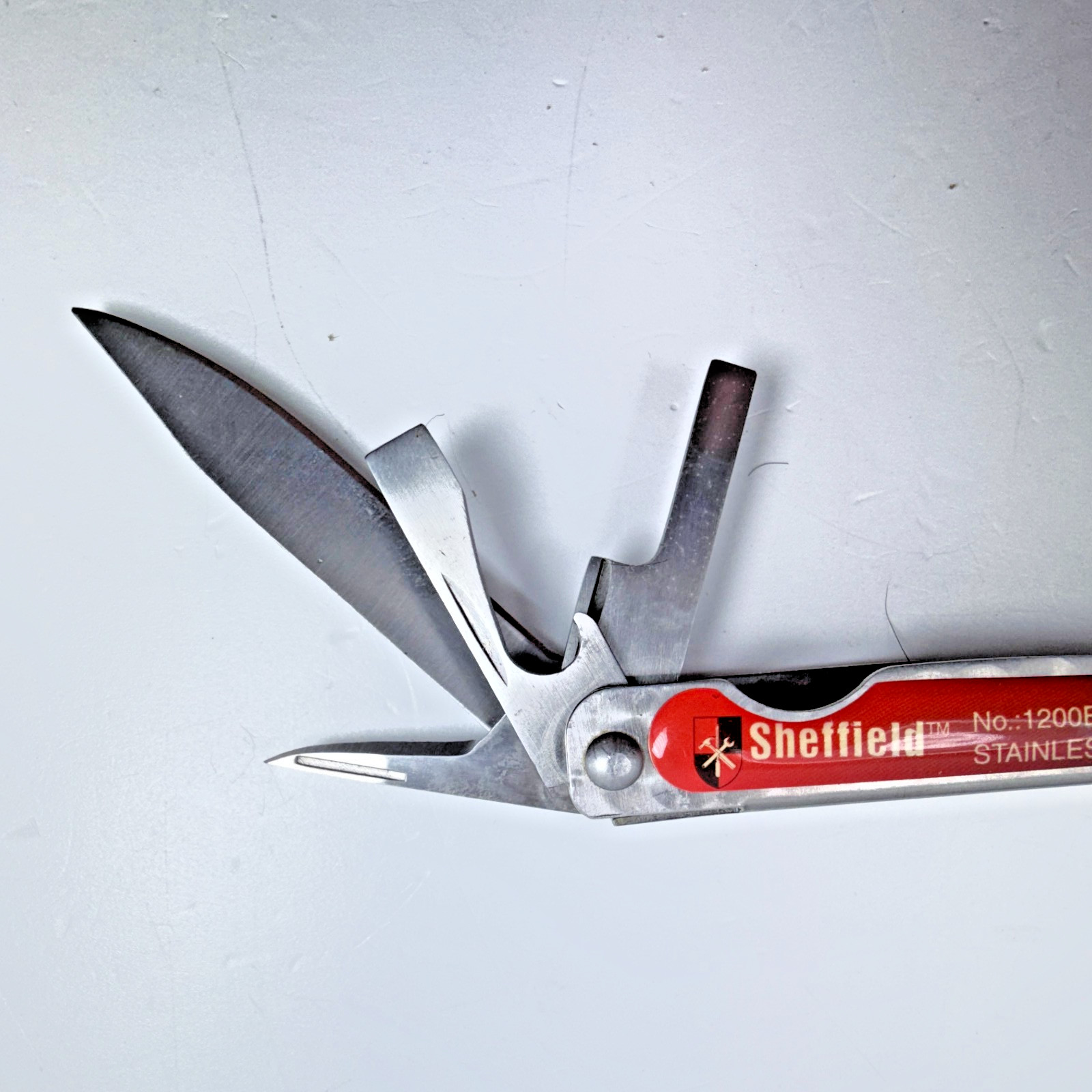 Sheffield Multi Tool Set w/ Flashlight AA Batteries & Carry Pouch Kit