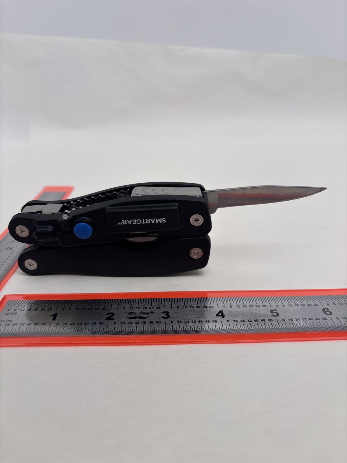 SmartGear USB Rechargeable Flashlight Black Multitool Sheath Camp Hunt Fish