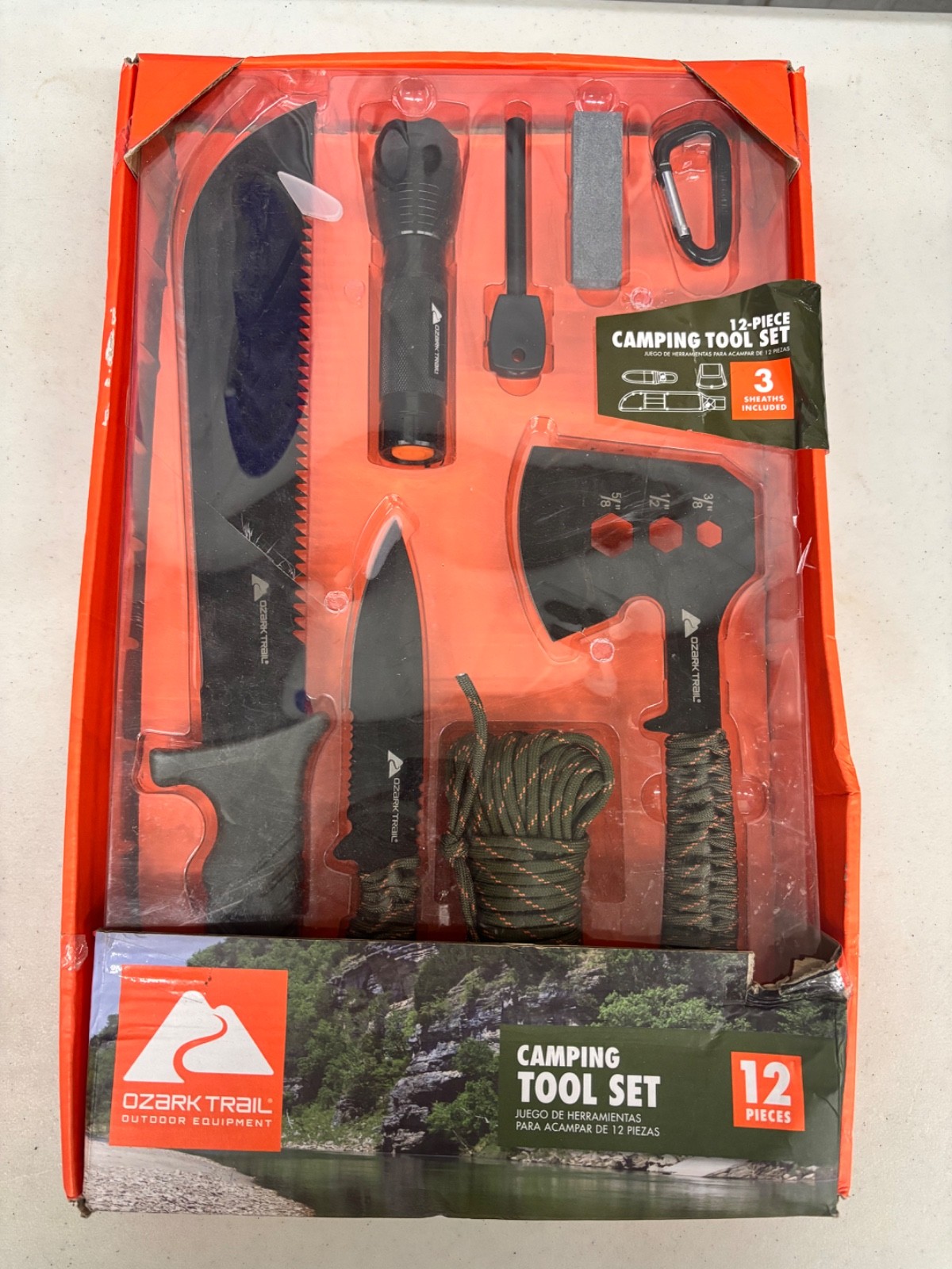 OZARK TRAIL 12 – PIECE CAMPING TOOL SET – GREEN – NEW HUNTING SURVIVAL