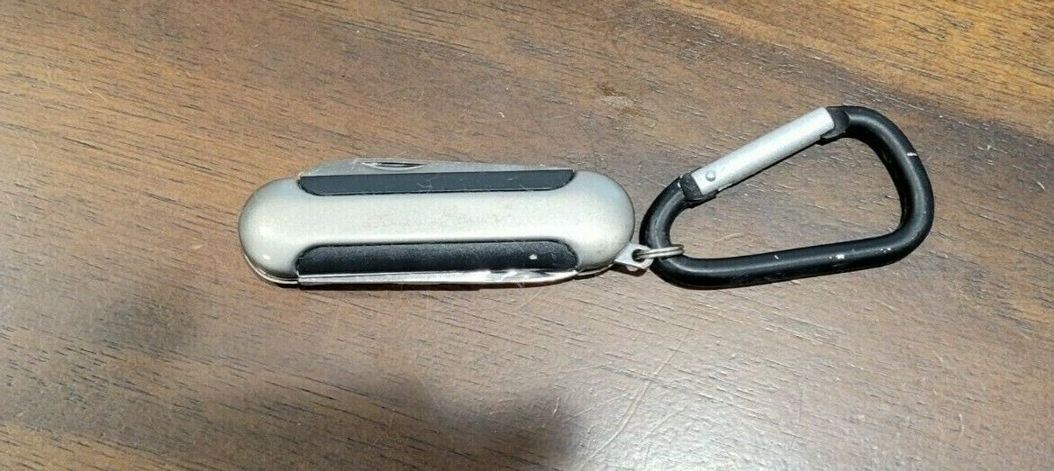 Eddie Bauer Pocket Knife 3 tools/5 functions – with carbineer 2 ½” folded