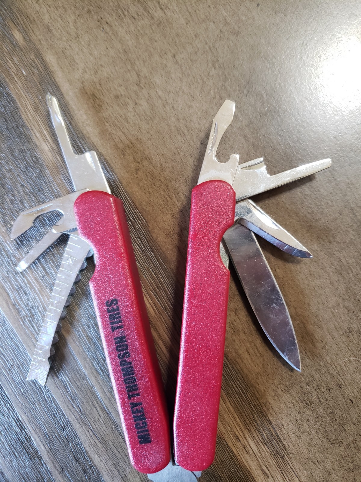 VINTAGE MICKEY THOMPSON TIRES BRANDED MULTI TOOL WITH CASE PLIERS KNIFE