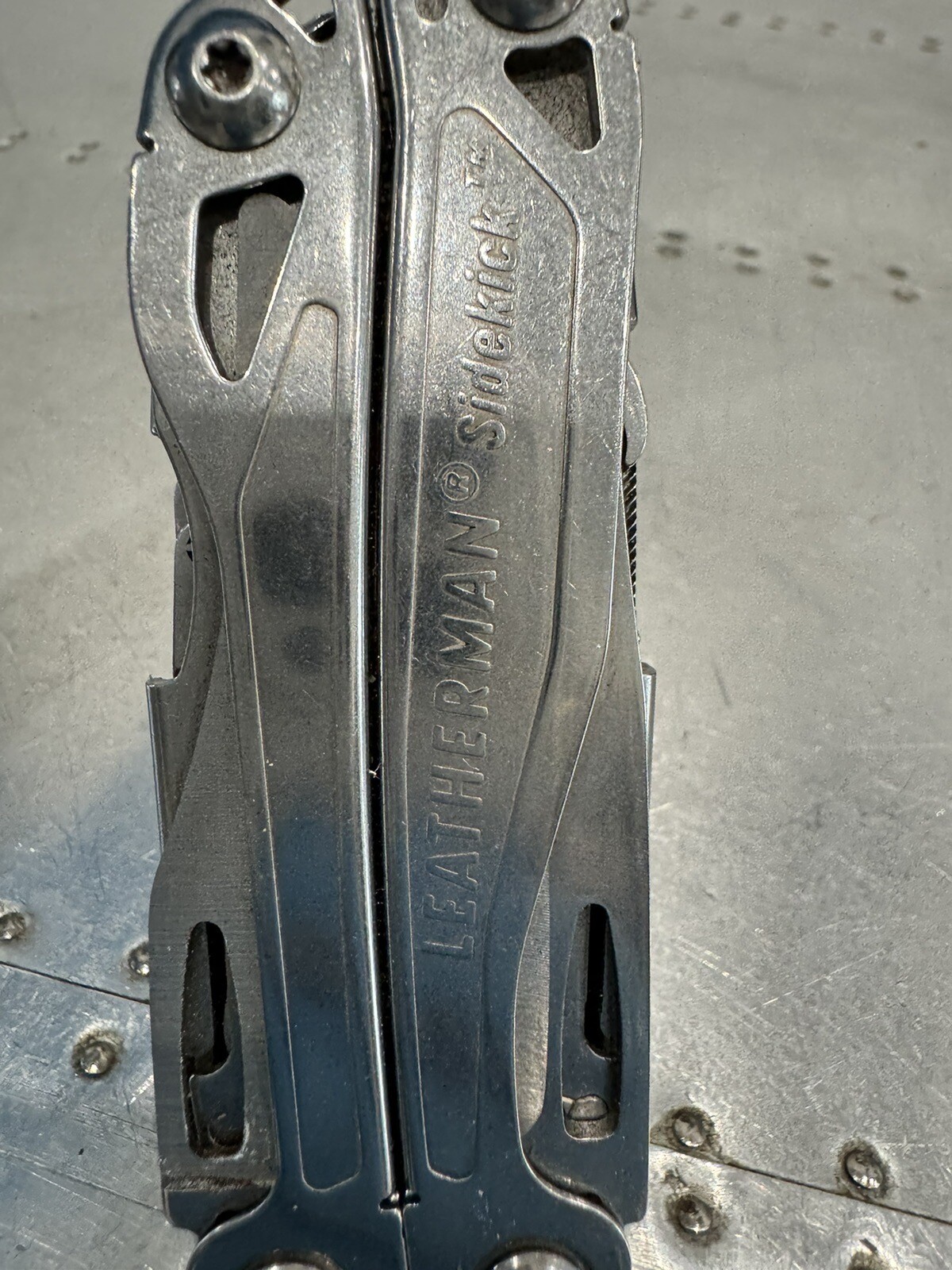 leatherman sidekick multi tool with belt clip