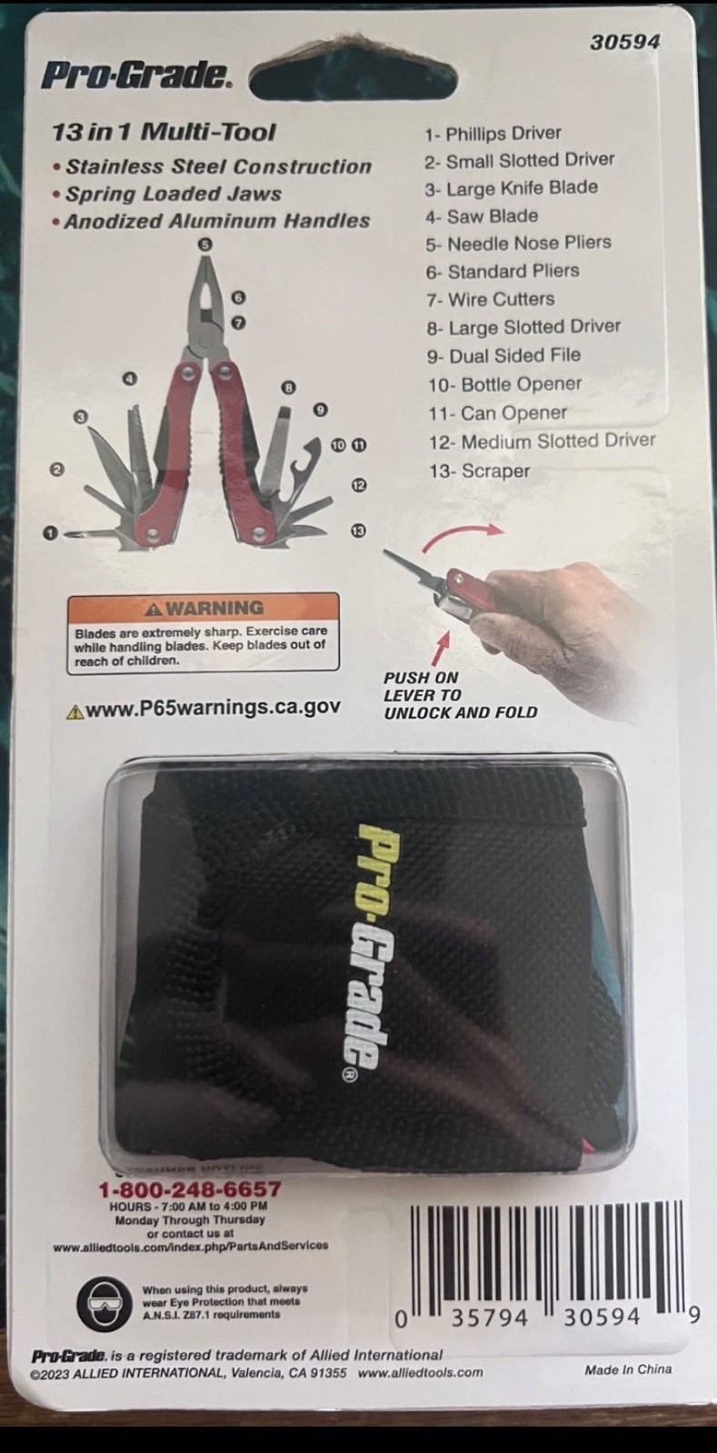 Pro-Grade_Multi-Tool_with Auto Lock Feature_13 in One_Includes Storage Pouch_NEW