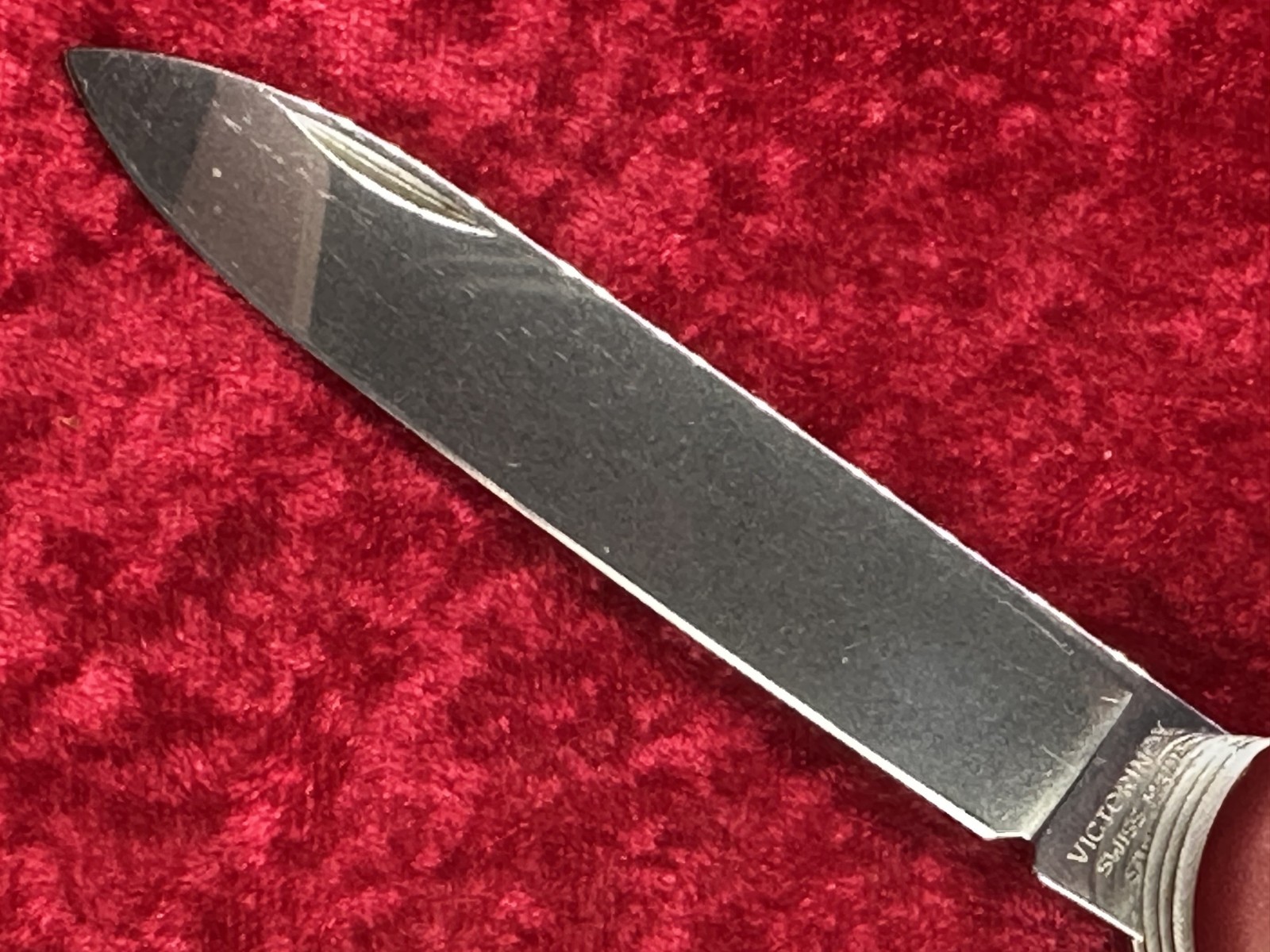Victorinox Tradesman Red Large Swiss Army Knife 111mm 12 Tool w/Sheath (622)
