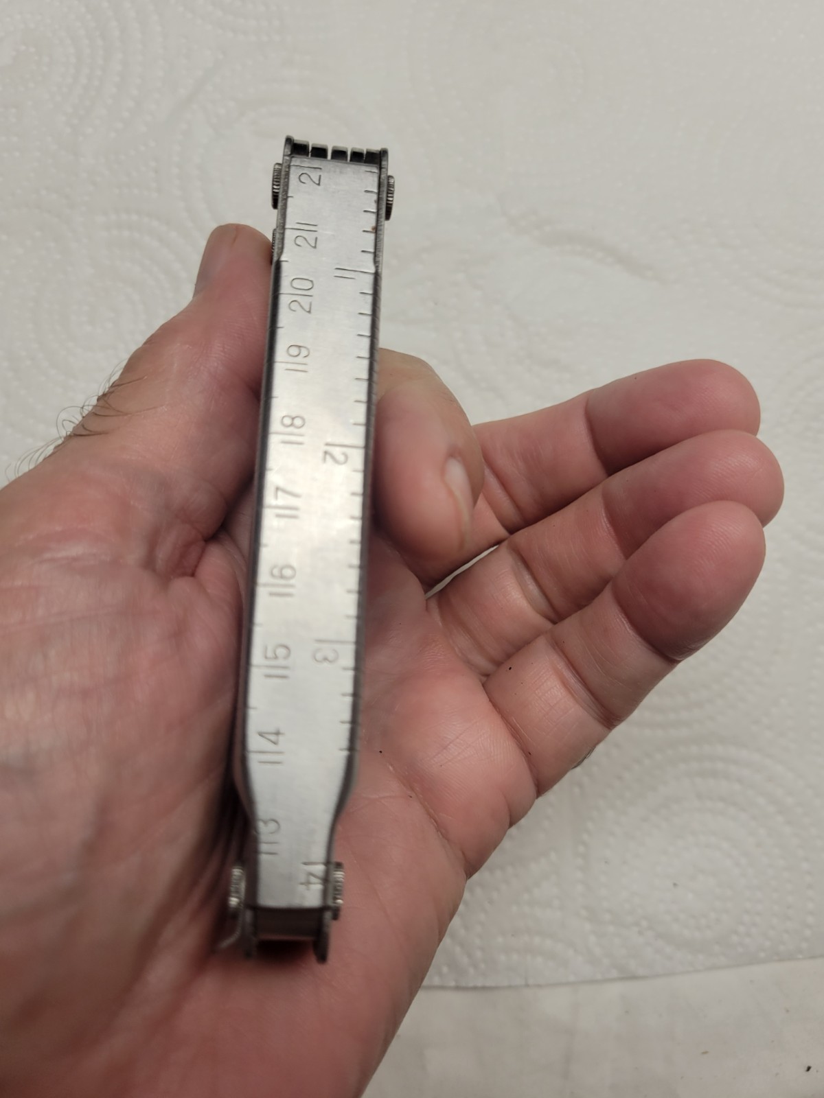 VTG 15 Function GAME TRACKER Archery Multi Tool Knife Nockset Pliers Saw EXC