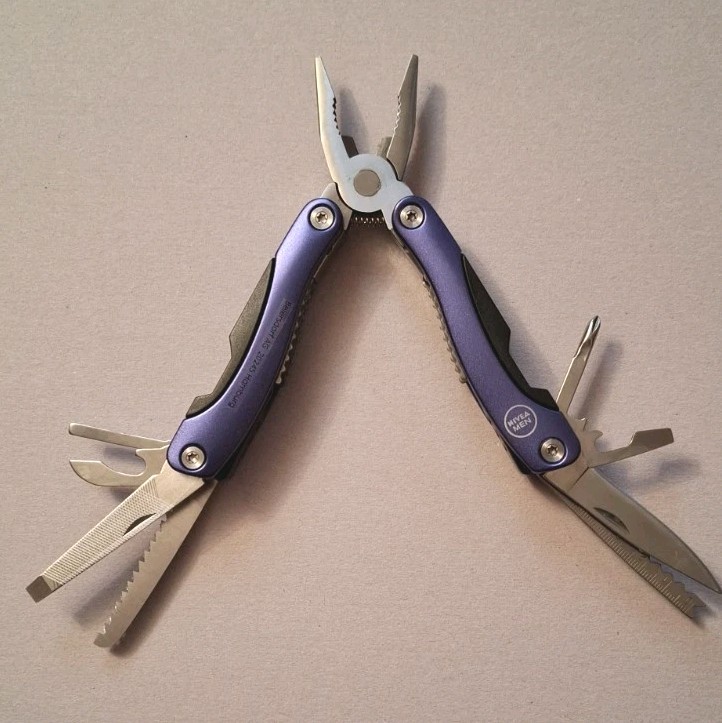 Multitool with 9 Tools with Nylon Belt Pouch NEW and Original Packaging by NIVEA MEN