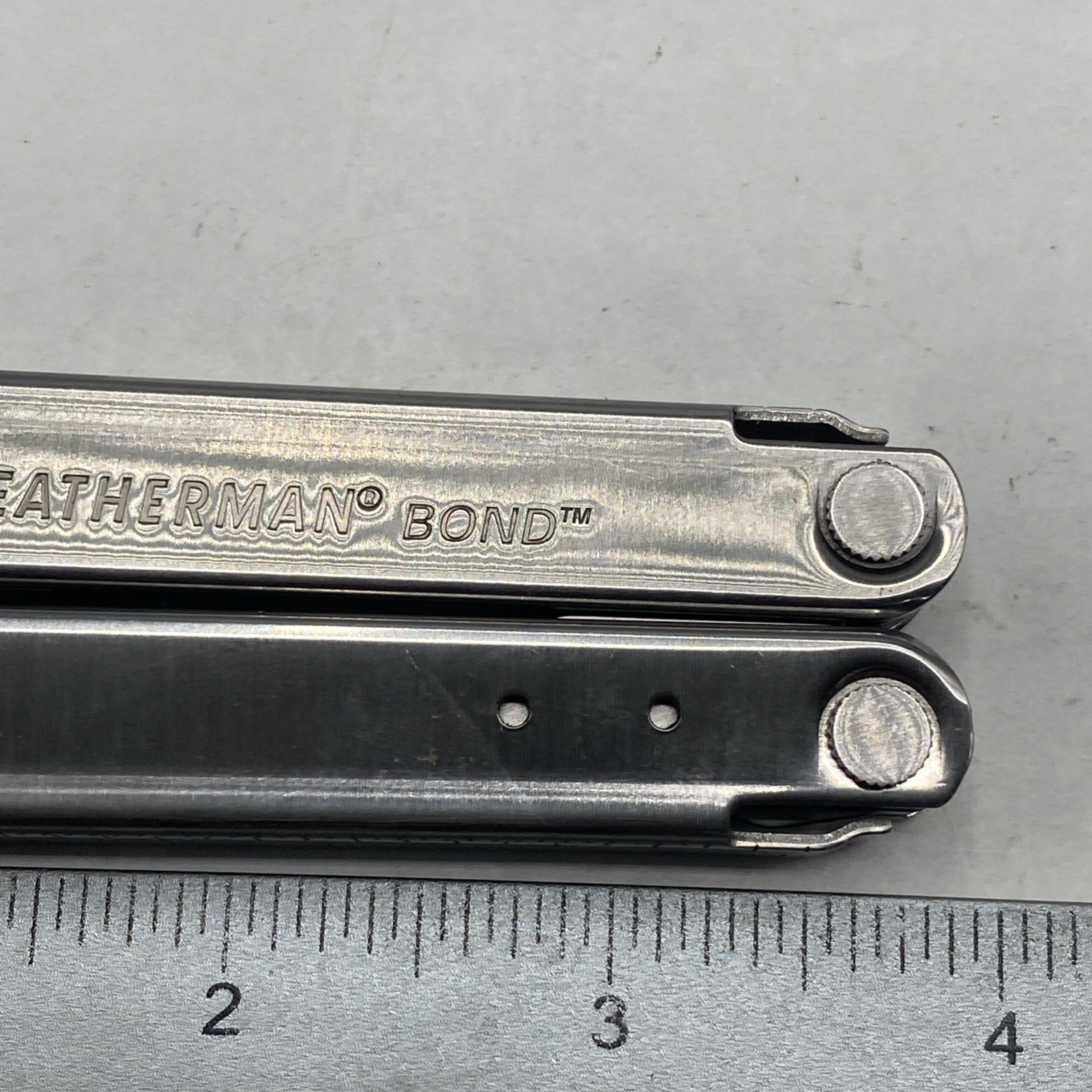 Leatherman Bond Multi Tool – Silver