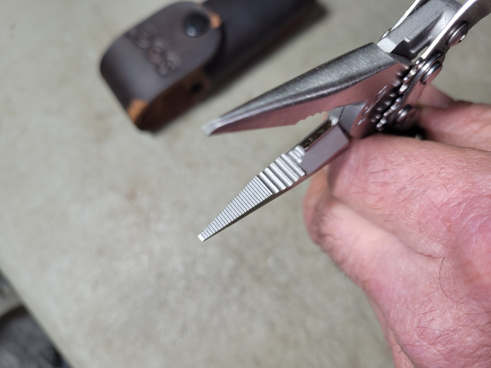 Fine SOG Power Lock Multi-Tool Stainless Steel Serrated Knife Opener