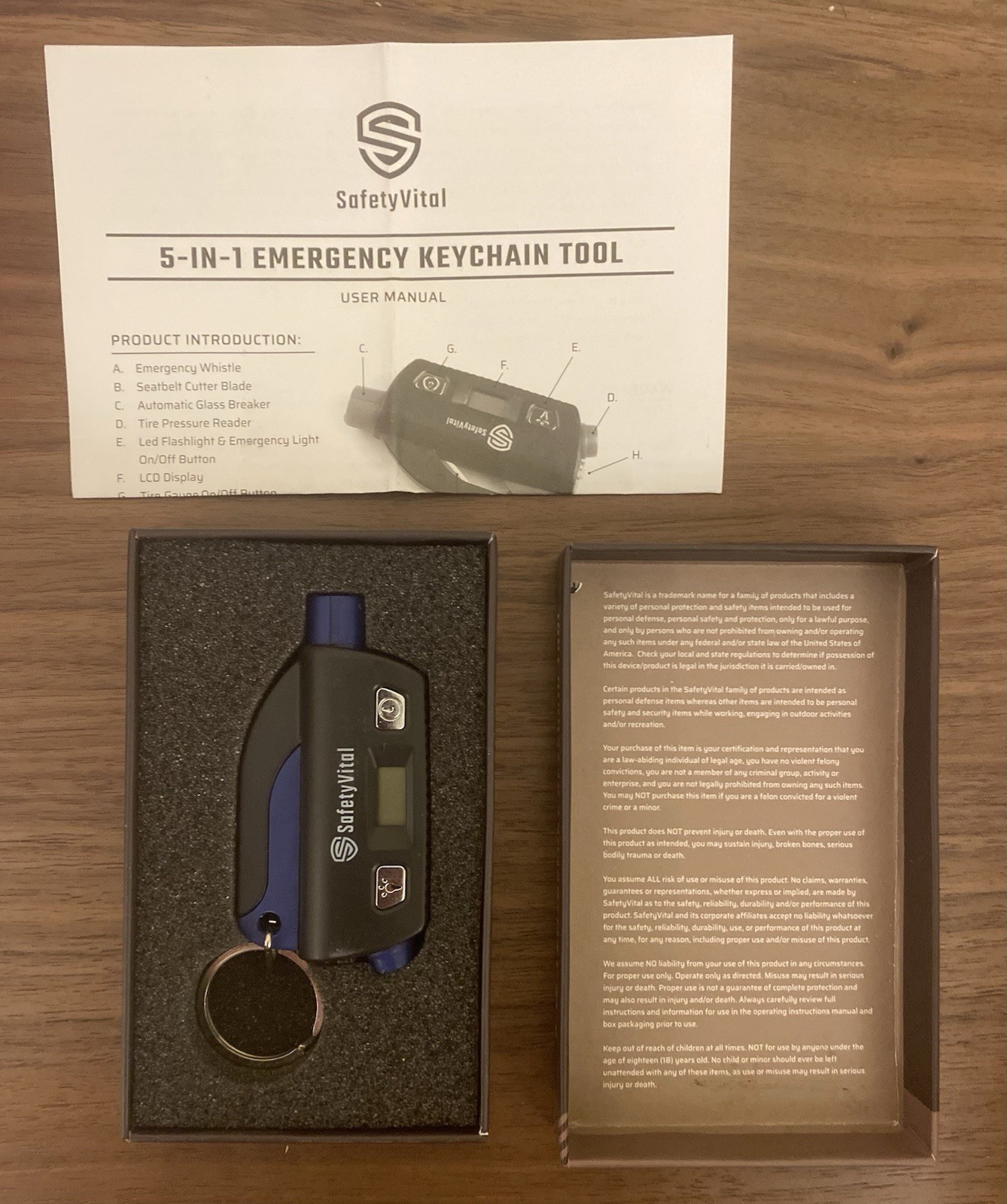 SafetyVital 5-in-1 Emergency Keychain Tool Seatbelt Cutter Glass Breaker