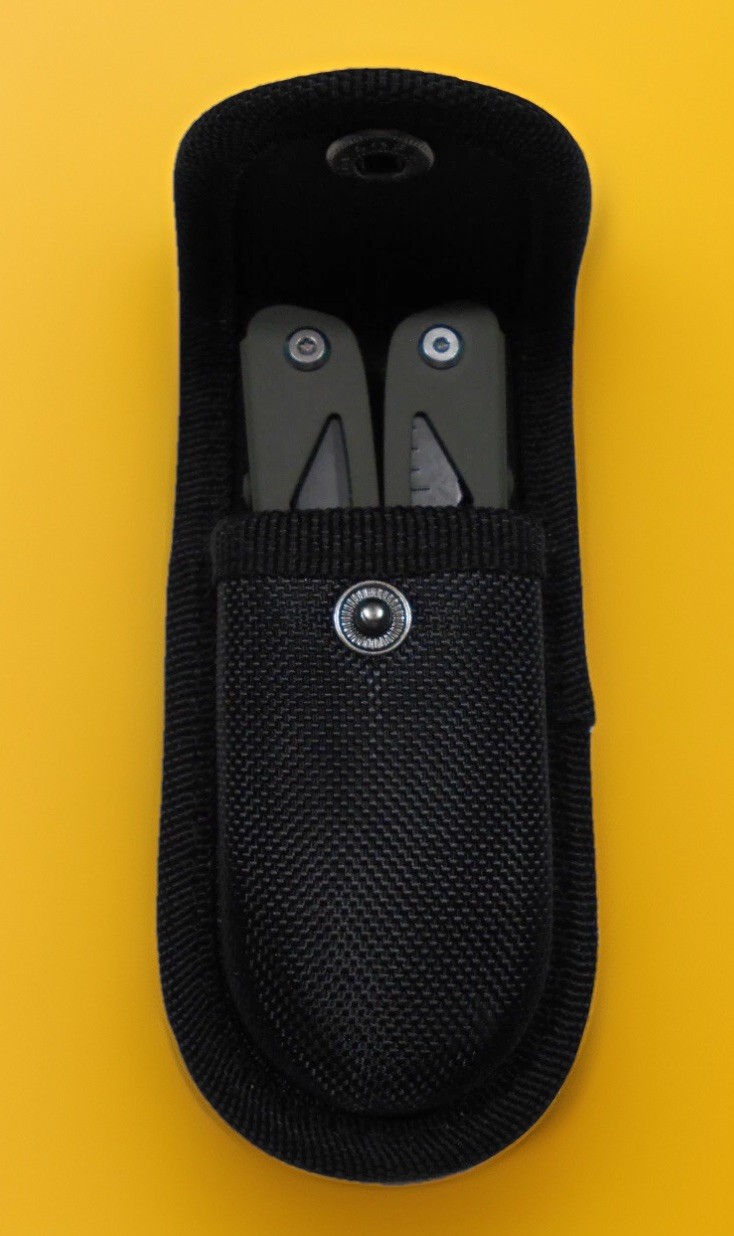 Ozark Trail 12-In-1 Multi-Tool With Nylon Sheath / Never Used