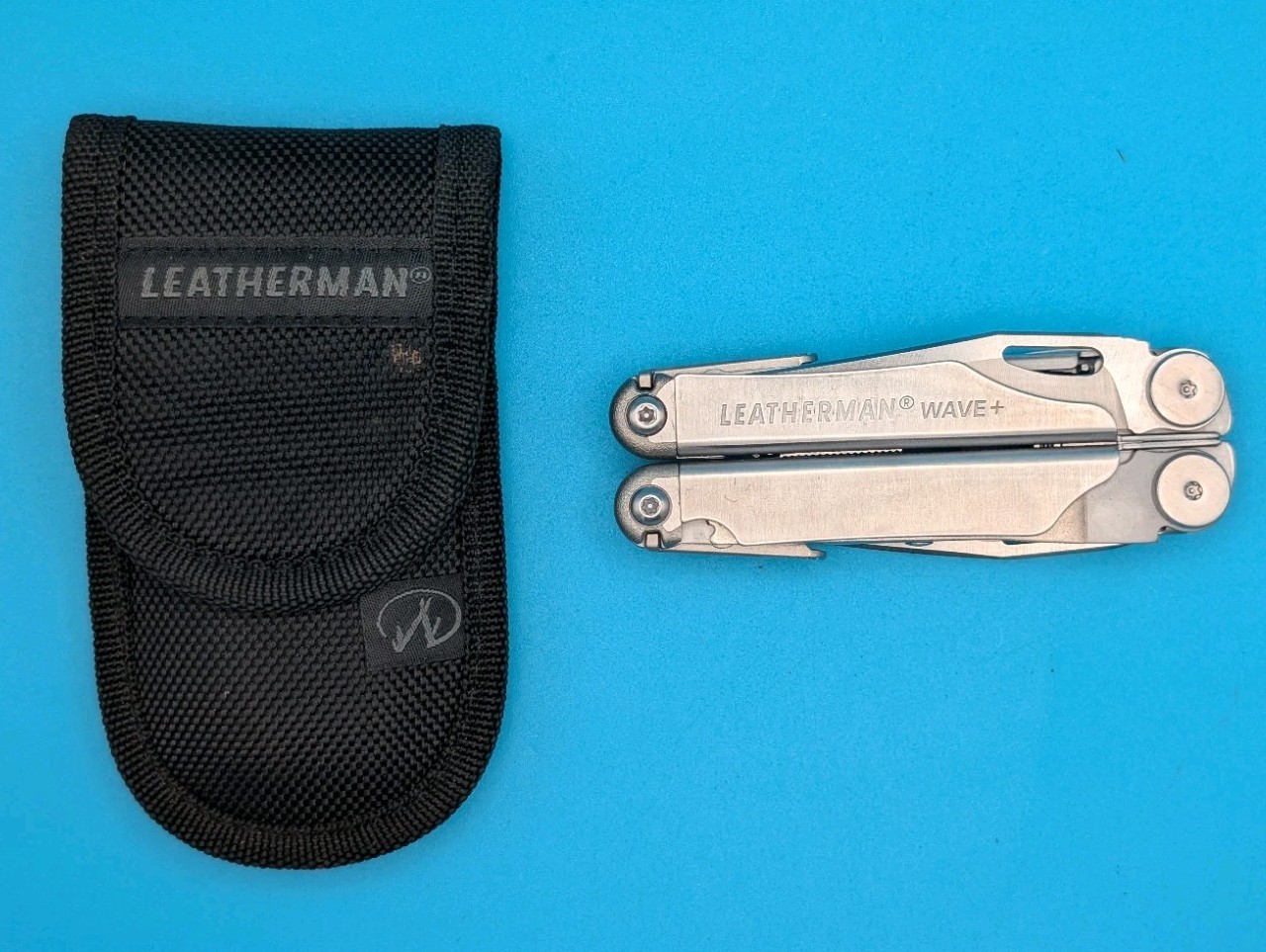 Leatherman Wave Plus + Multi-Tool! FAST SHIPPING! WITH SHEATH! EXCELLENT