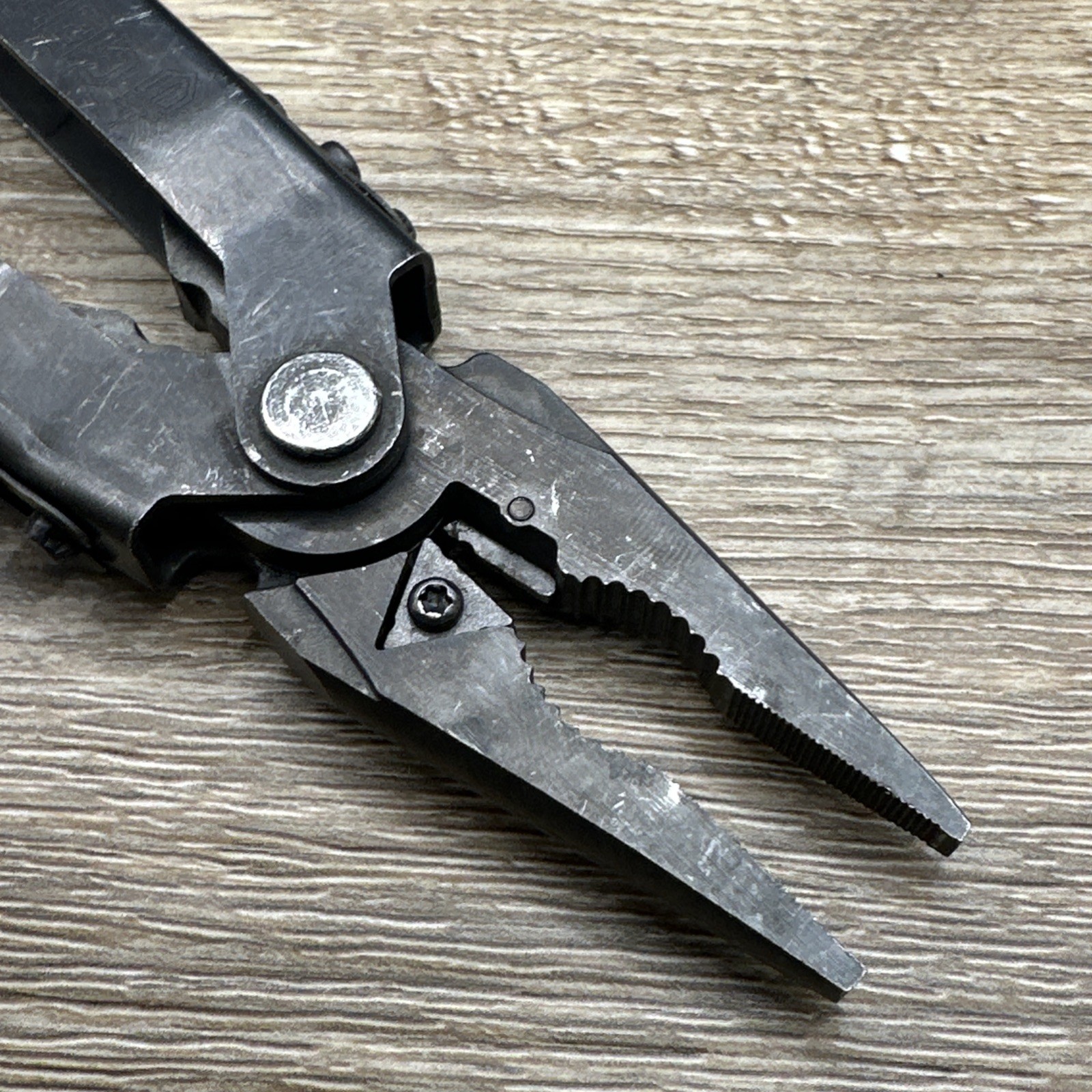 Gerber MP600 Multi-Plier 600 Multi-Tool – Black