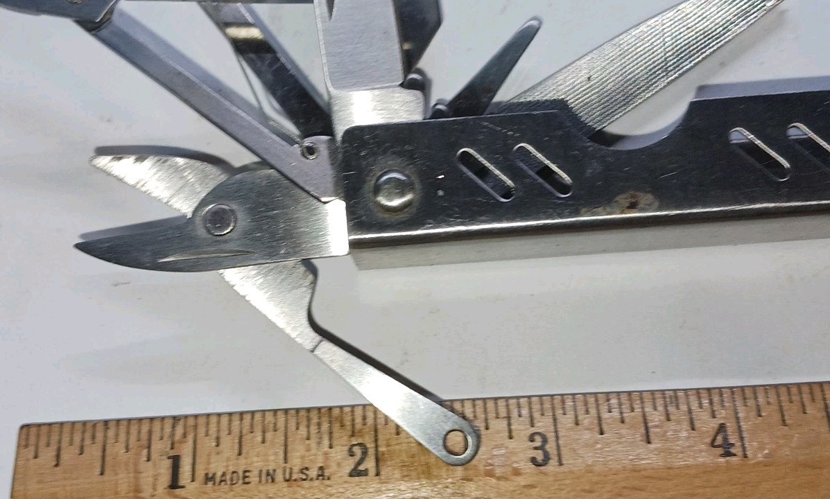 Vintage Folding Multi Tool Knife Pliers Scissors Flashlight Not Working