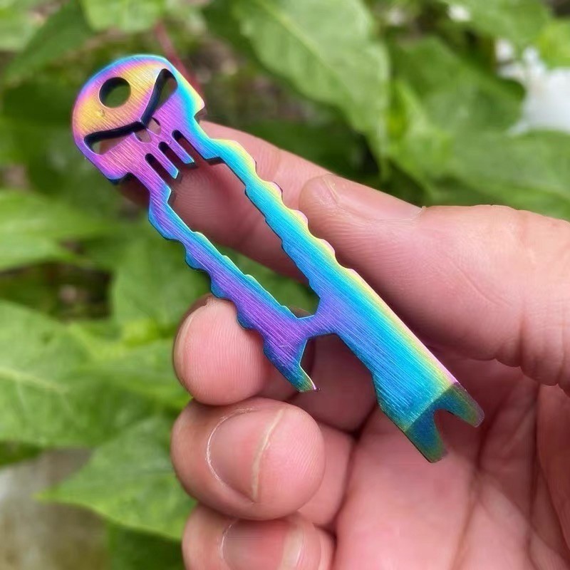 TC4 Titanium Skull Outdoor EDC Crowbar Keychain Tactical Pry Bar Opener Crowbar