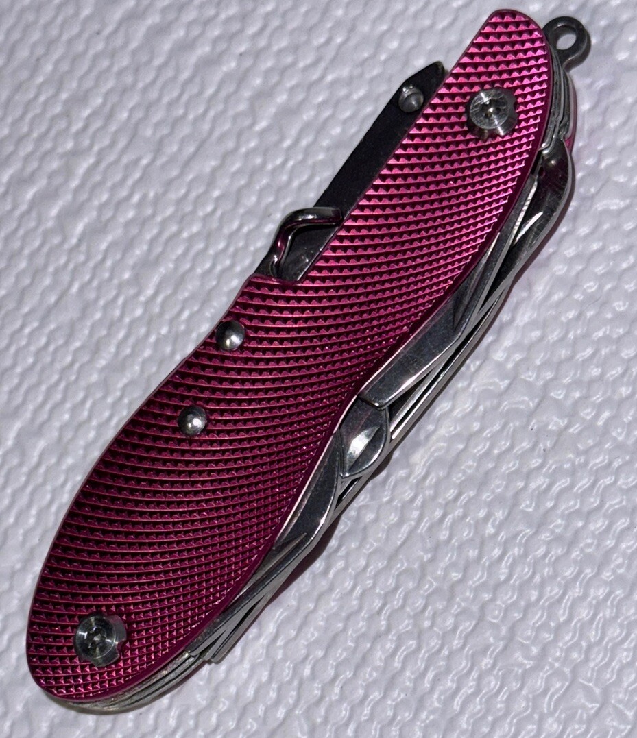 COLUMBIA Deluxe Multi-Tool 11 Functions Pocket Knife – PINK