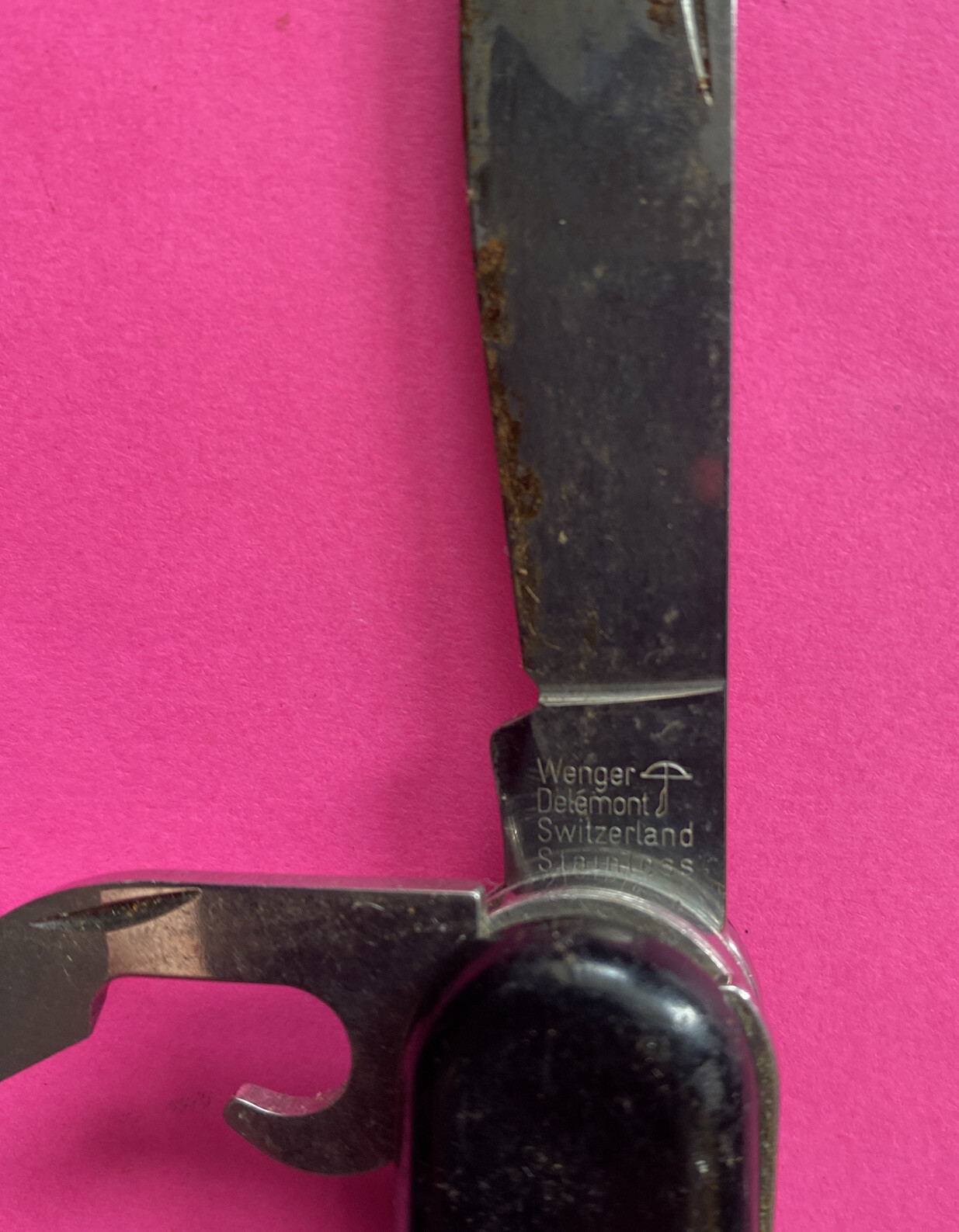 *PRE-OWNED-WENGER DELEMONT-SWISS MULTI-TOOL-FREE SHIPPING*
