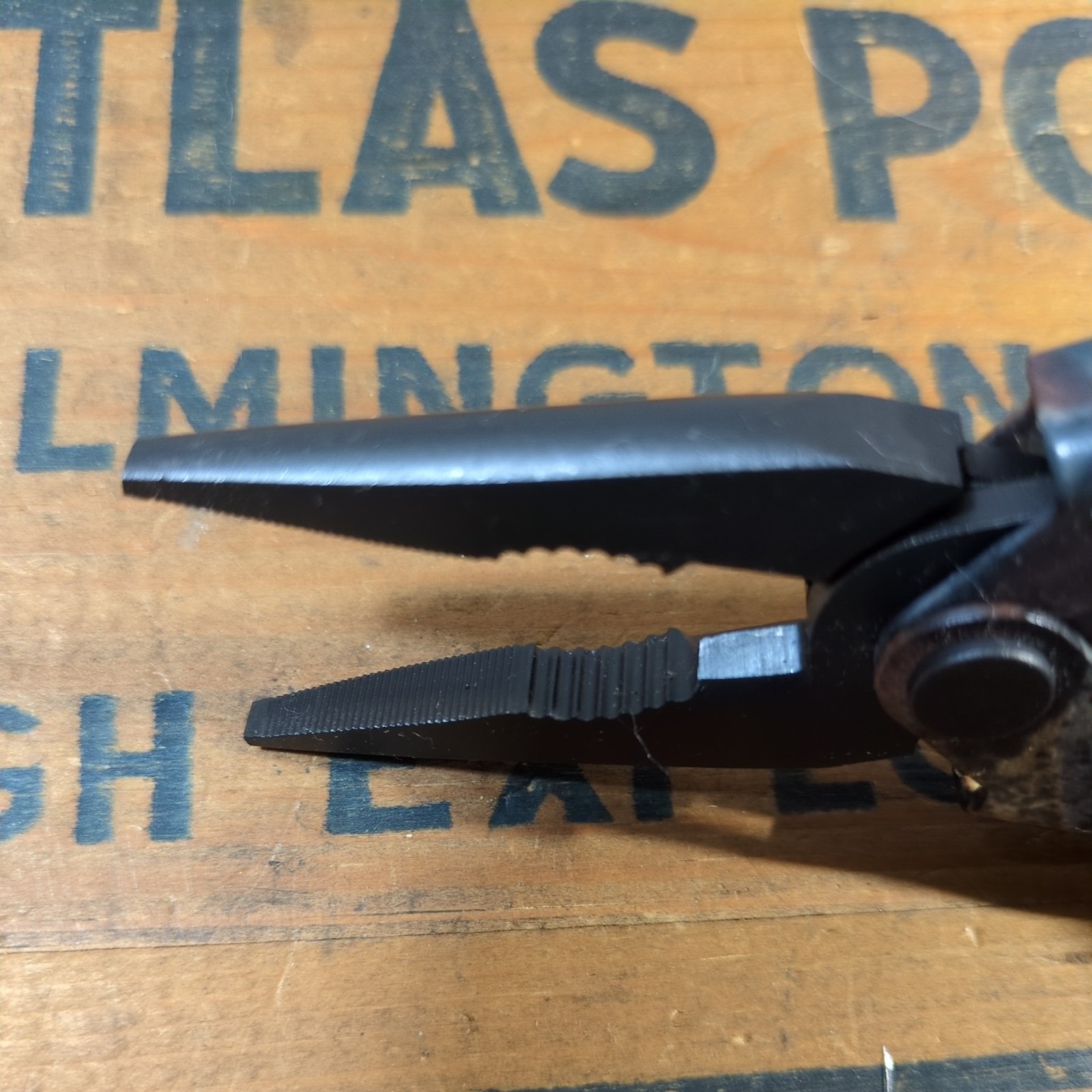 Gerber USA MP600 Pro Scout Mossy Oak Multi Tool Folding Knife