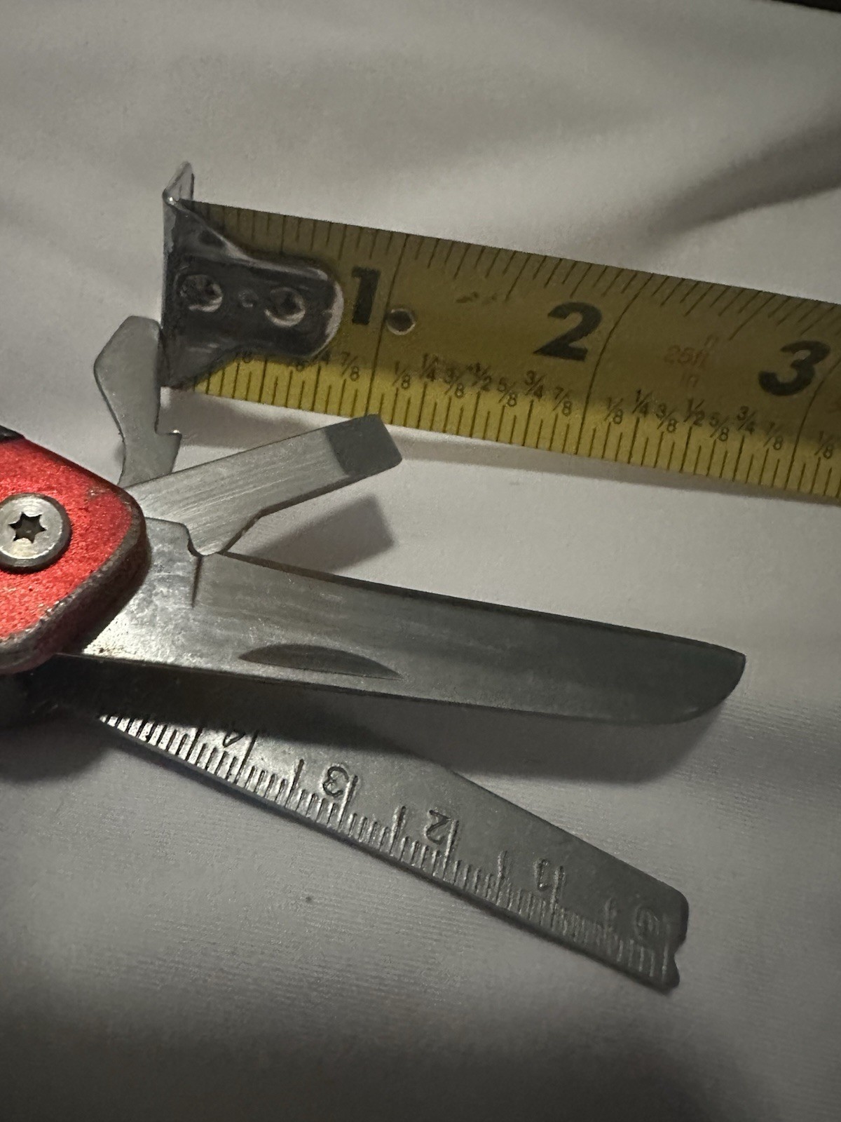 Hyper Tough 12 In One Multitool 4” Closed With Pliers All Metal
