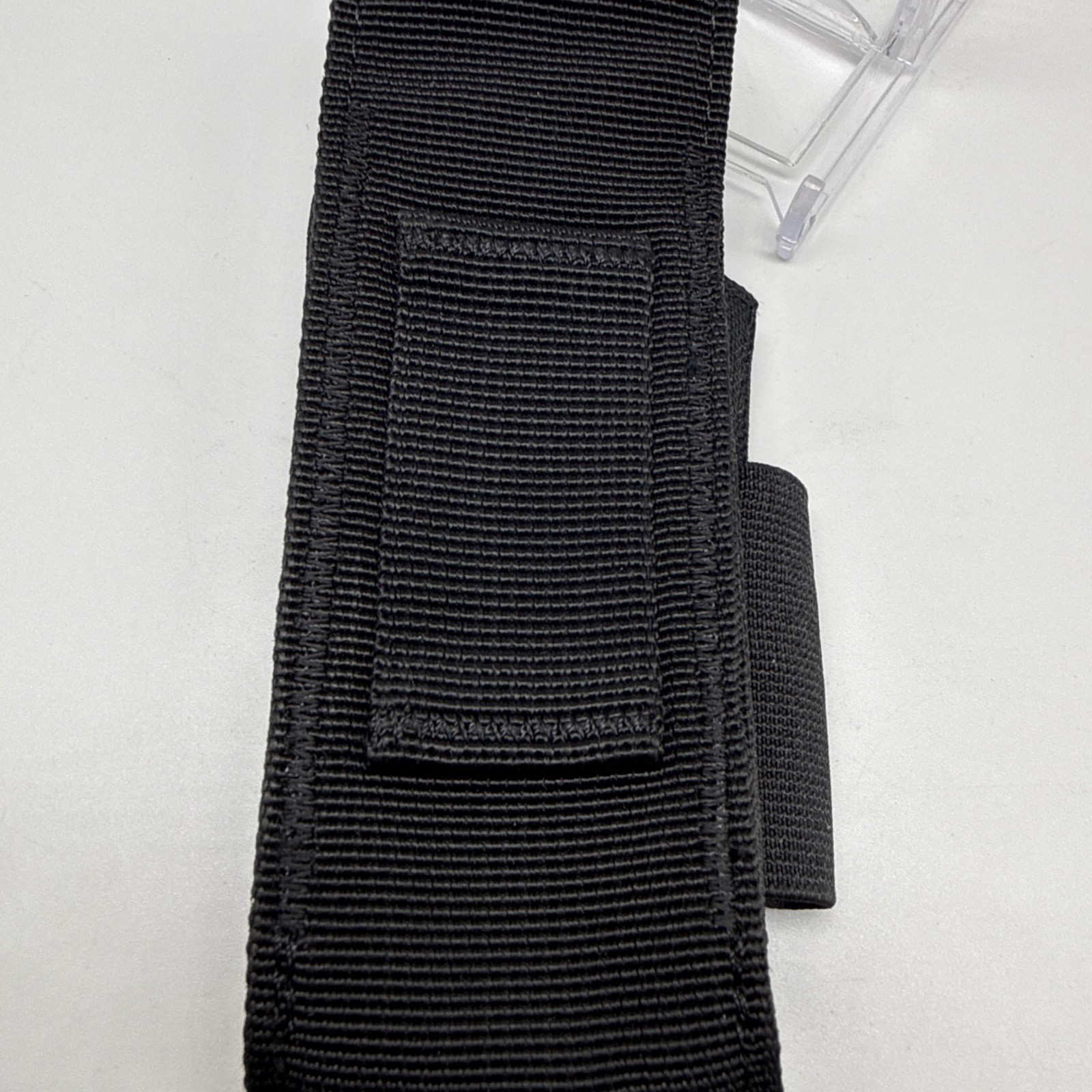 Leatherman 4 inch Nylon Sheath with Pockets, Medium – Black
