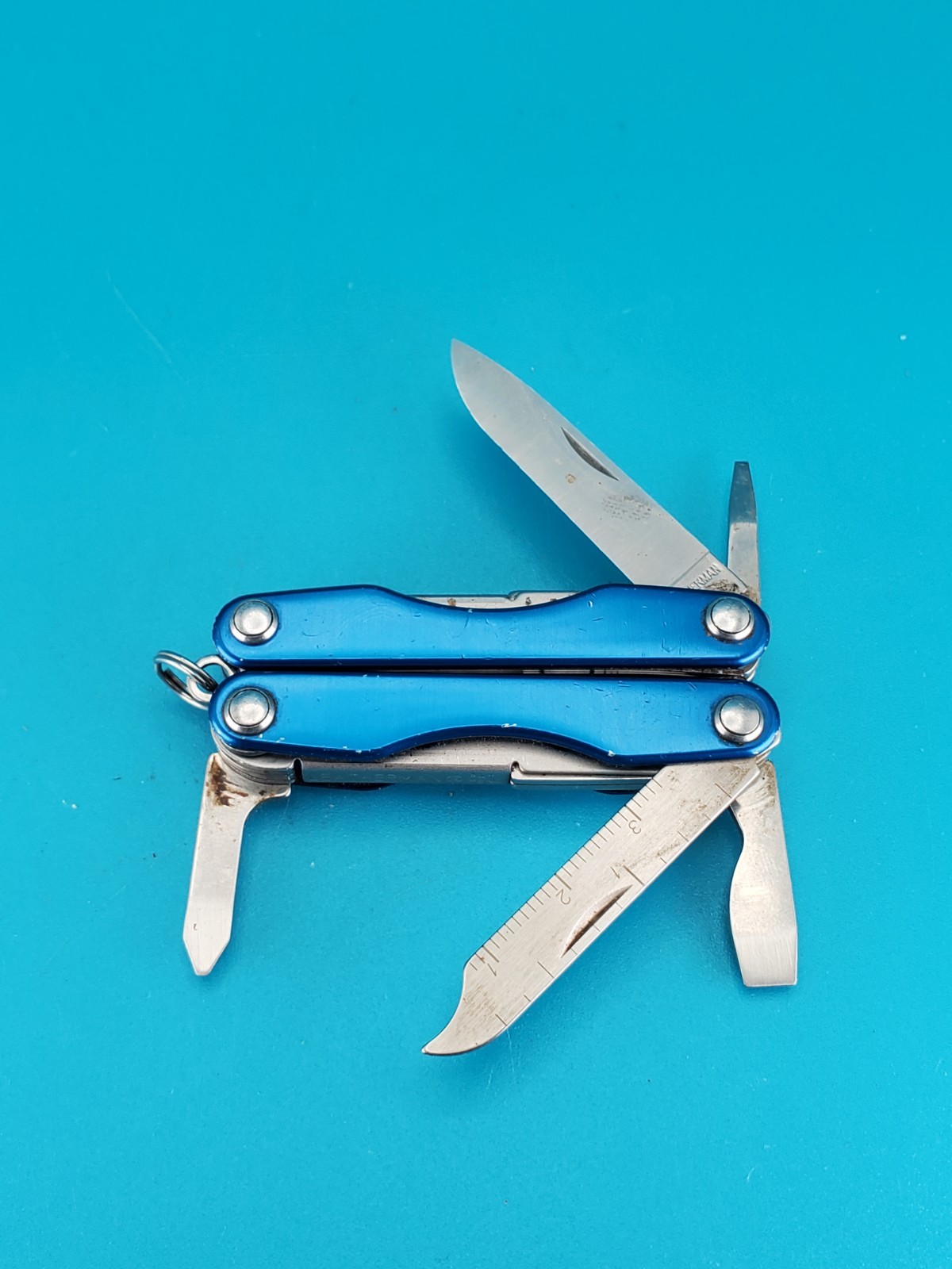 Leatherman Squirt S4 Multi-Tool, Key Ring, Retired, BLUE!