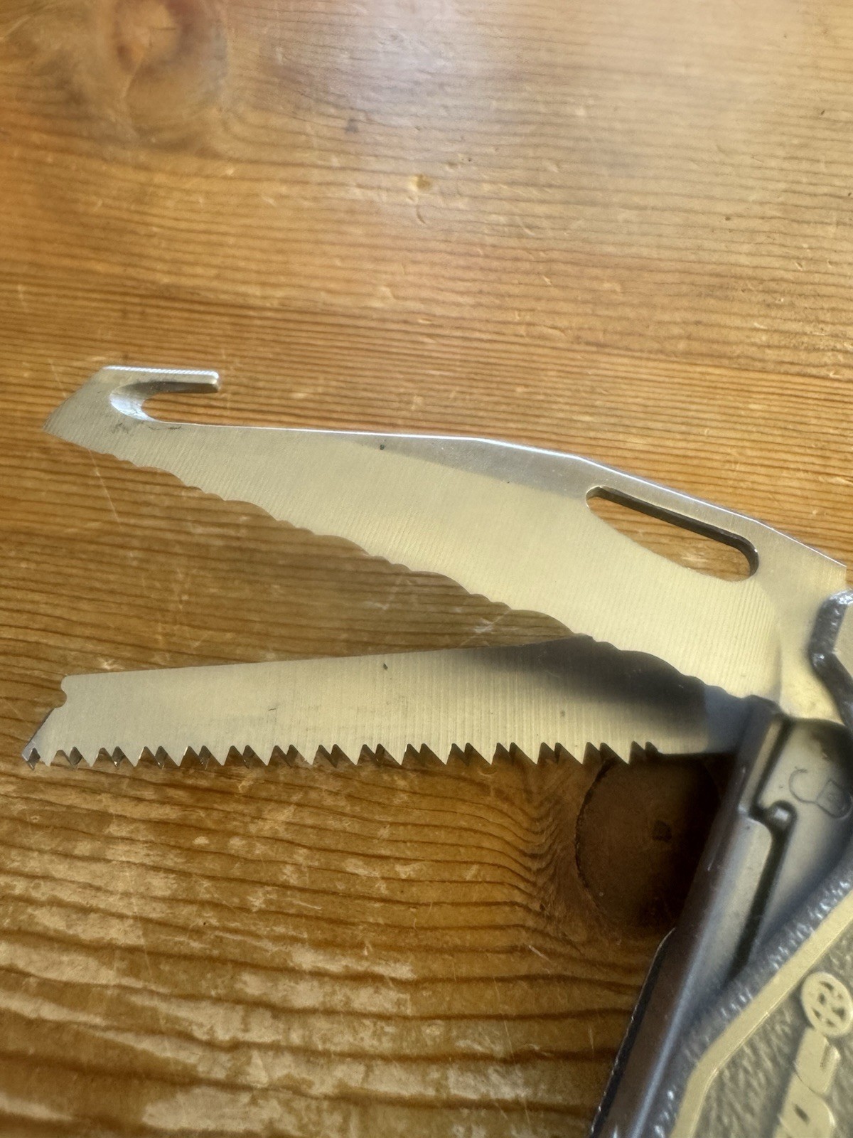 Leatherman Charge XTI S30V Blade Multi-Tool Blasting Cap Crimper Belt Cutter
