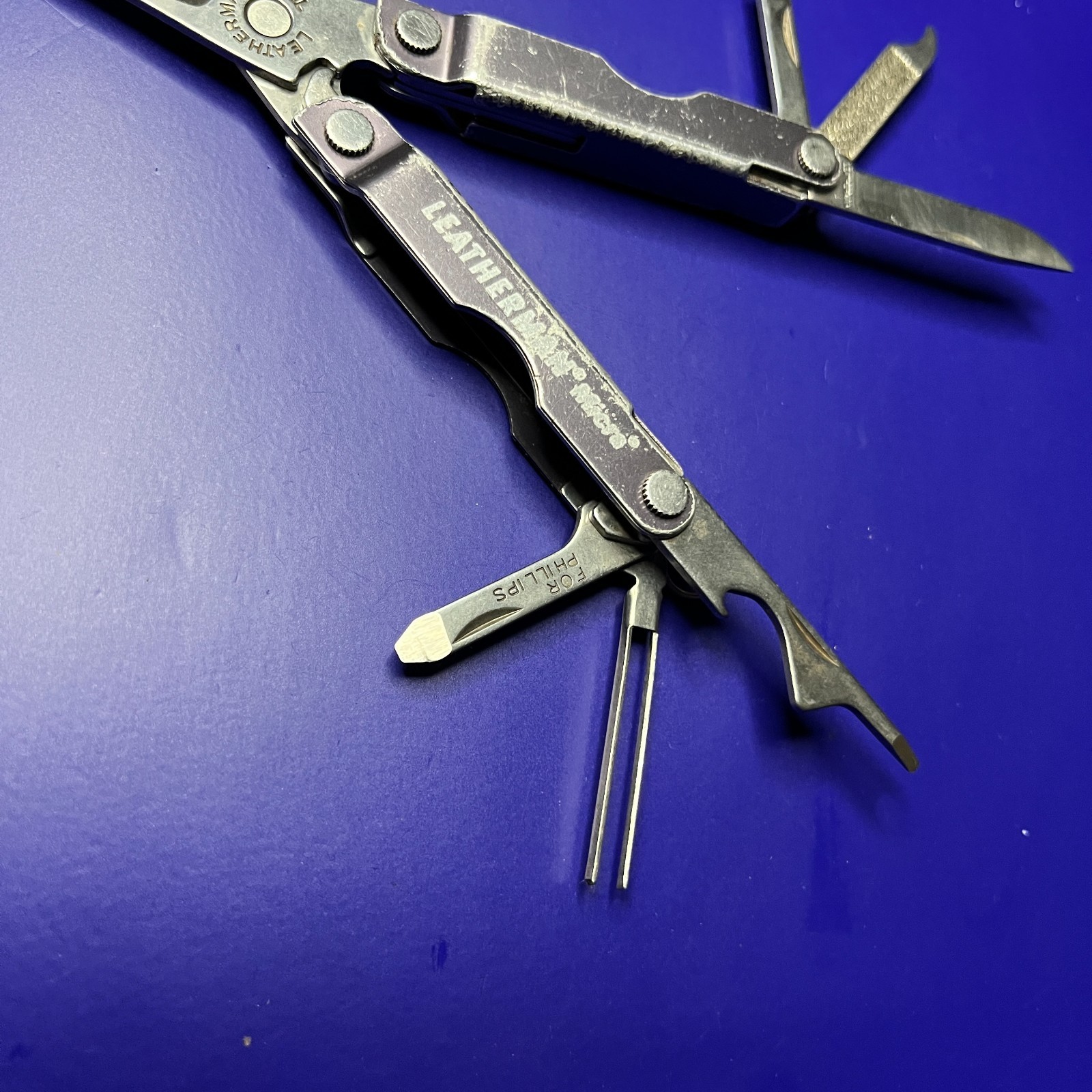 Leatherman Micra Multi-Tool Knife, Scissors- Black