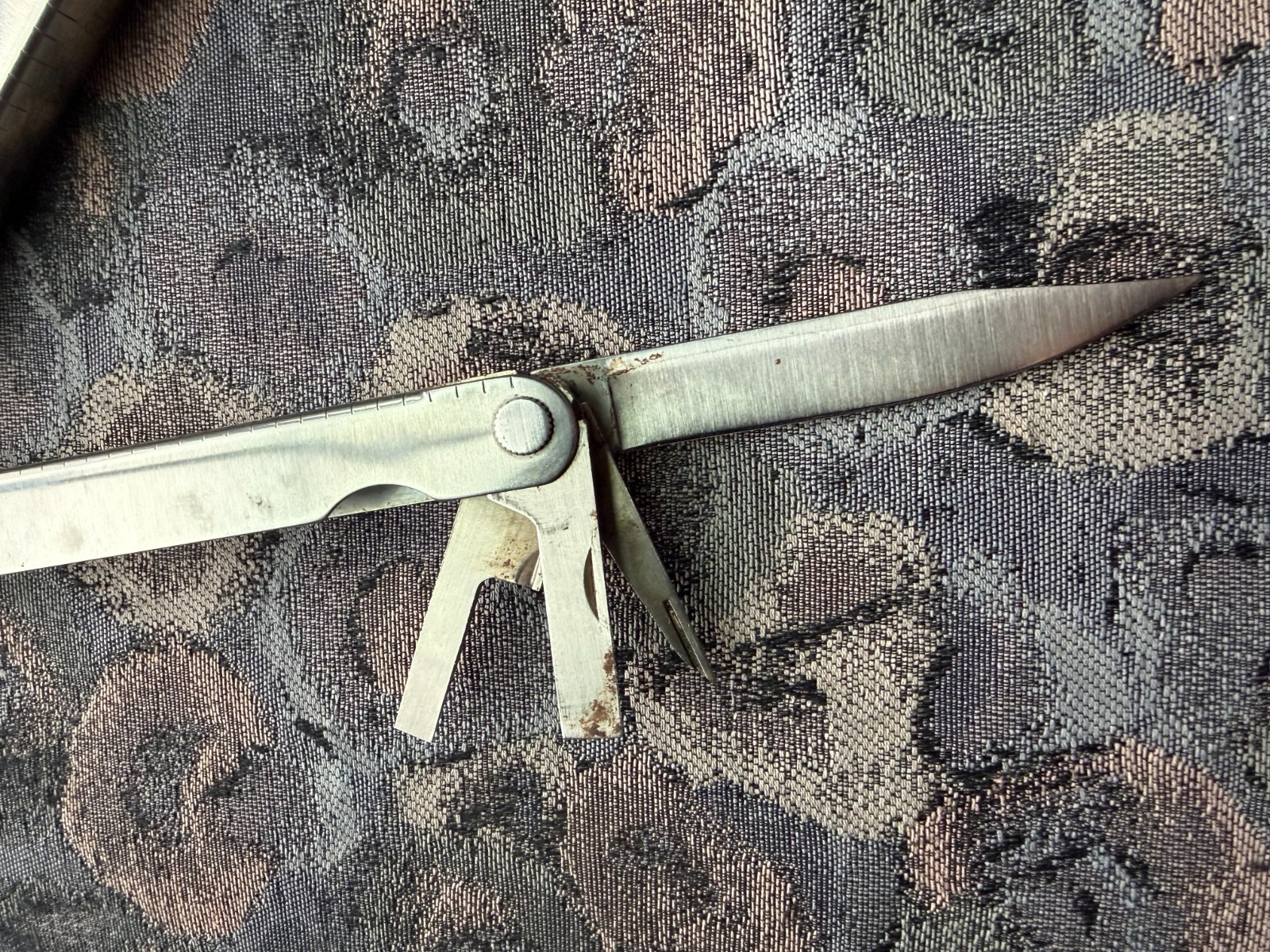 Vintage Original Leatherman Multi-Tool Portland OR. MADE IN USA w/Leather Case