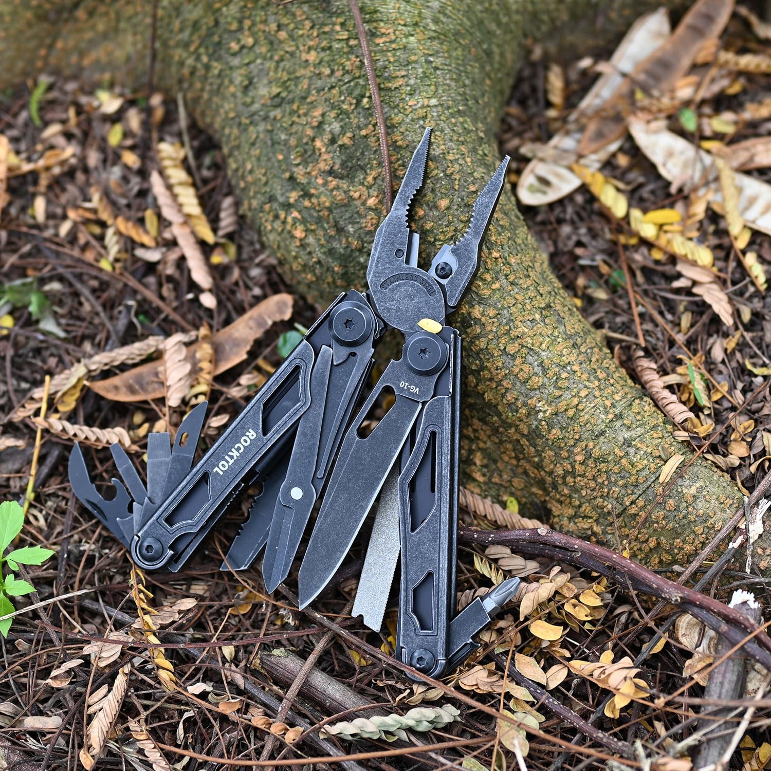 Multitool, VG-10 Blade, 29-in-1 Multitool Pliers with Replaceable Wire Cutter…