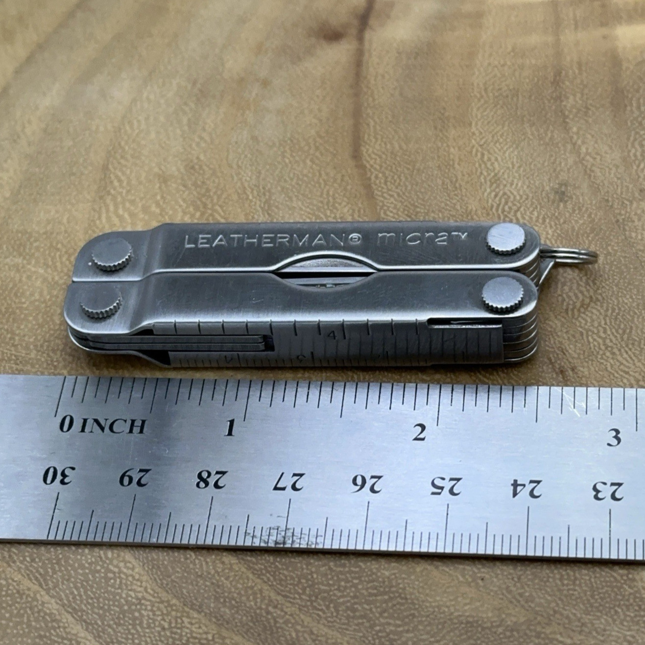1 Leatherman Micra Stainless Mini Multitool Knife, Stainless Dated 0?/00 *READ*