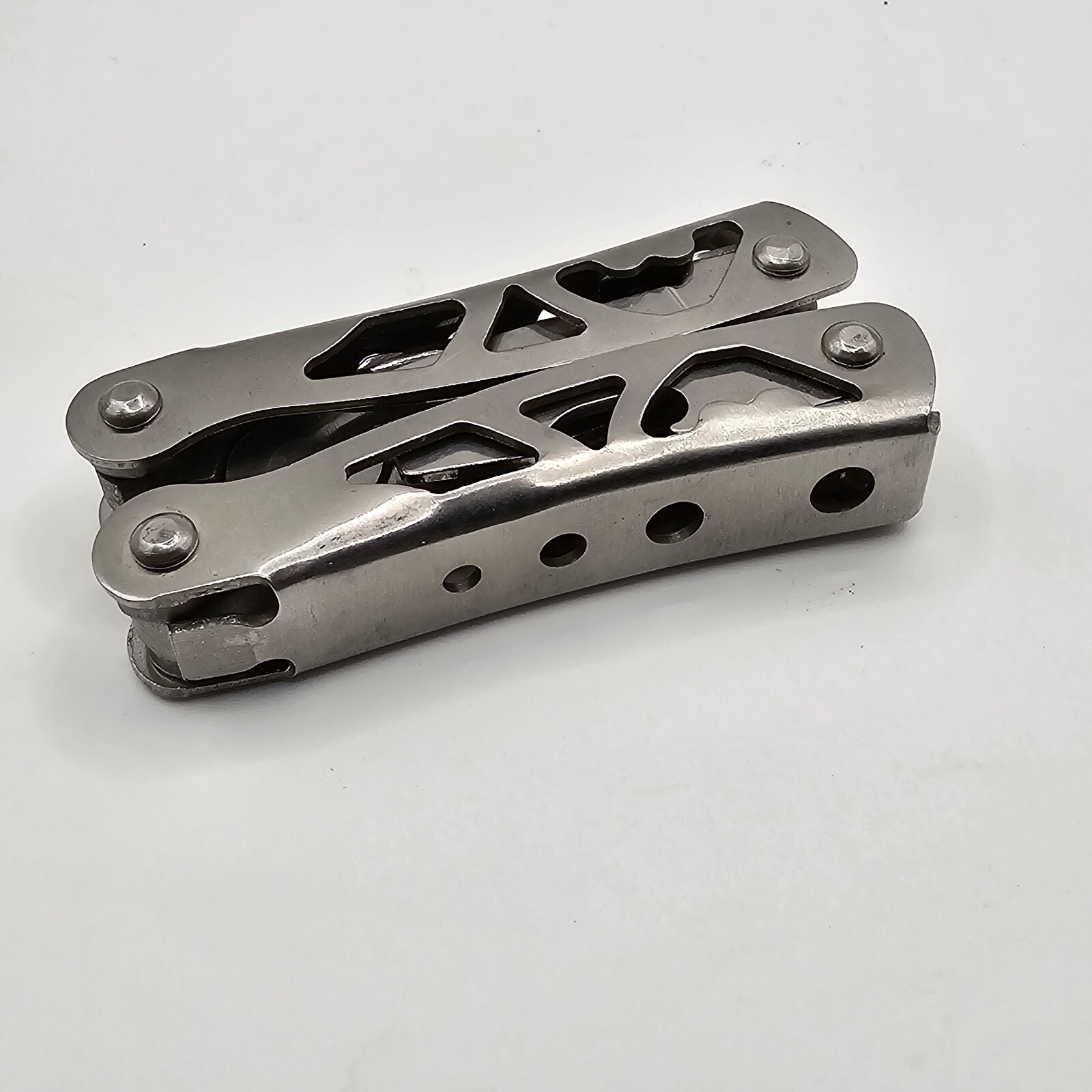 Lightweight Multitool Pliers Pocket Knife Pliers Kit Bottle Opener & More
