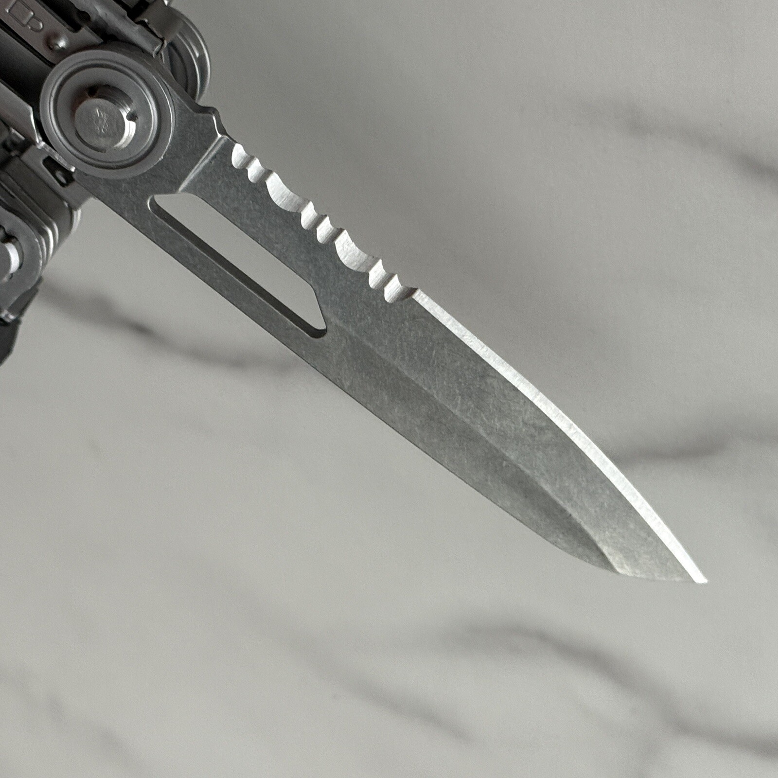 Gerber Center Drive Plus Multi-Plier w/Leather Sheath Multitool w/Scissors. USA
