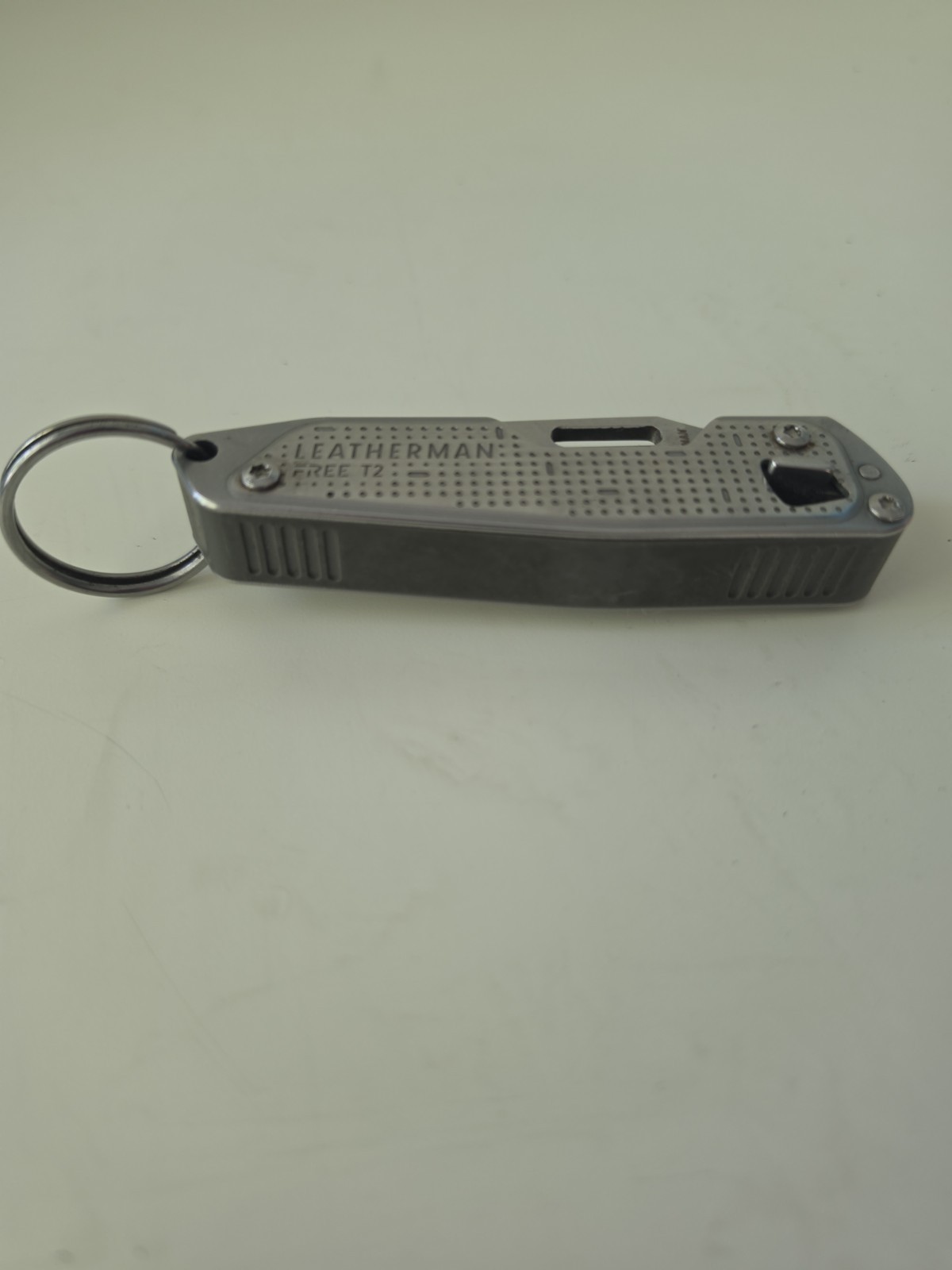 Leatherman FREE T2 Multi-Tool Stainless Steel Straight Edge Silver, 8 Tools