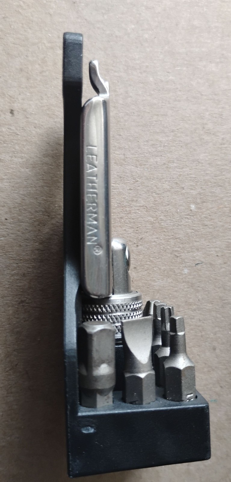 LEATHERMAN TOOL ADAPTER WITH LEATHER CASE-8 BITS-INCLUDES 1/4 & 3/8 SOCKET DRIVE