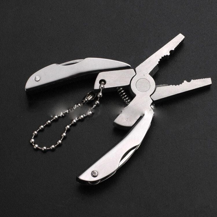 Multifunctional All In One Tool Mini Plier Keychain Set – 6-in-1 Multitool Plier