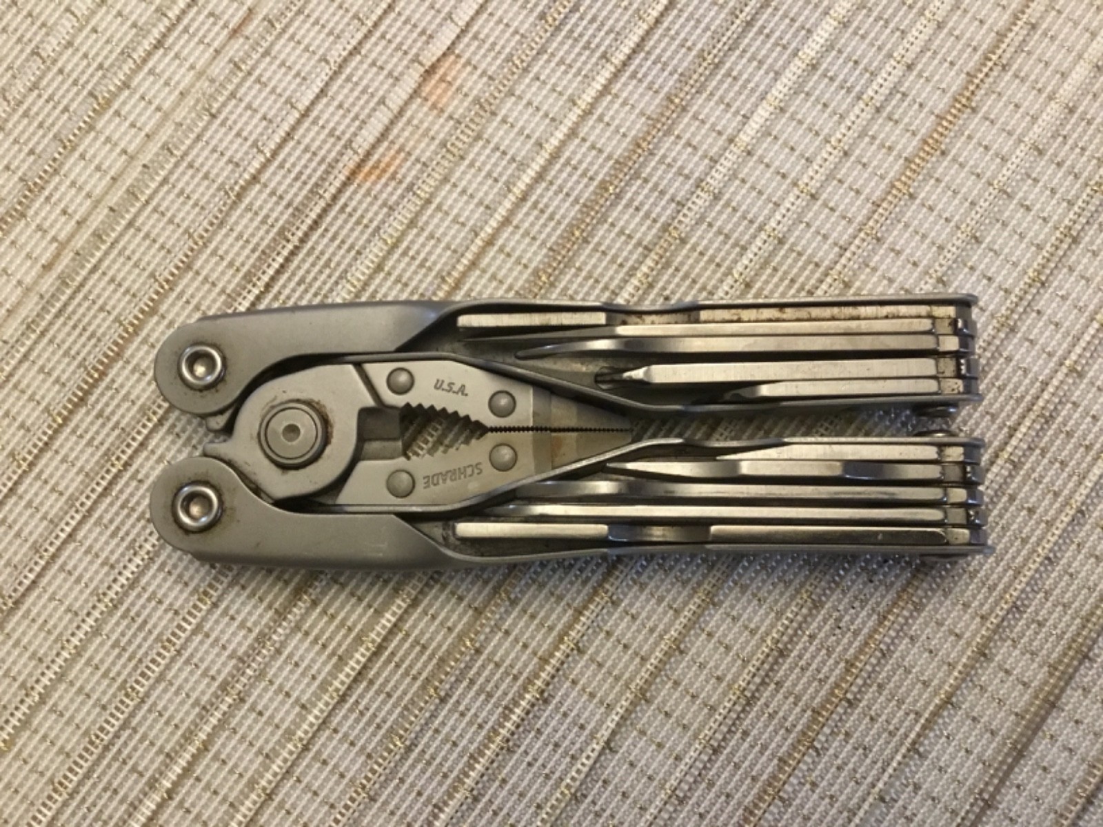 Schrade Tough Tool ST1 Multi-Tool USA Very Nice