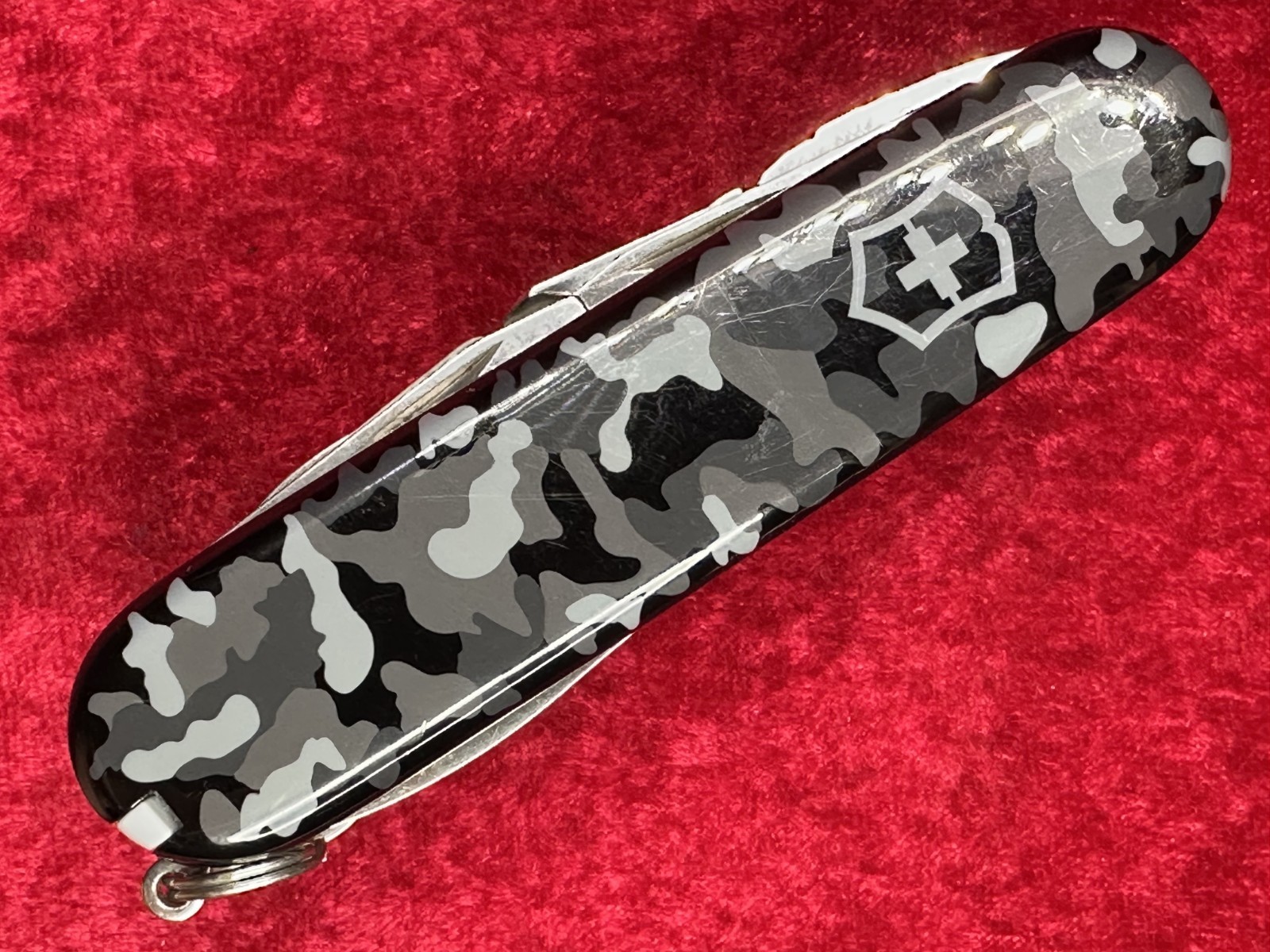 Victorinox SwissChamp Navy Camo Swiss Army Knife 91mm 21 Tool 8 Layer (684)