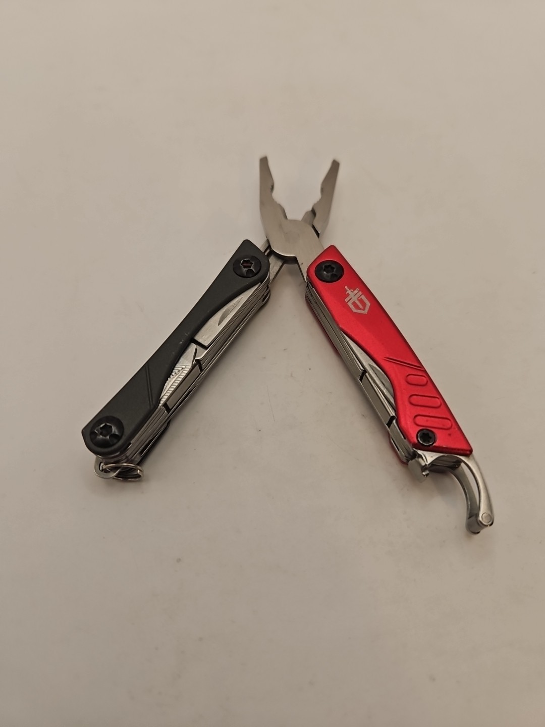 Gerber Dime Red compact multi-tool