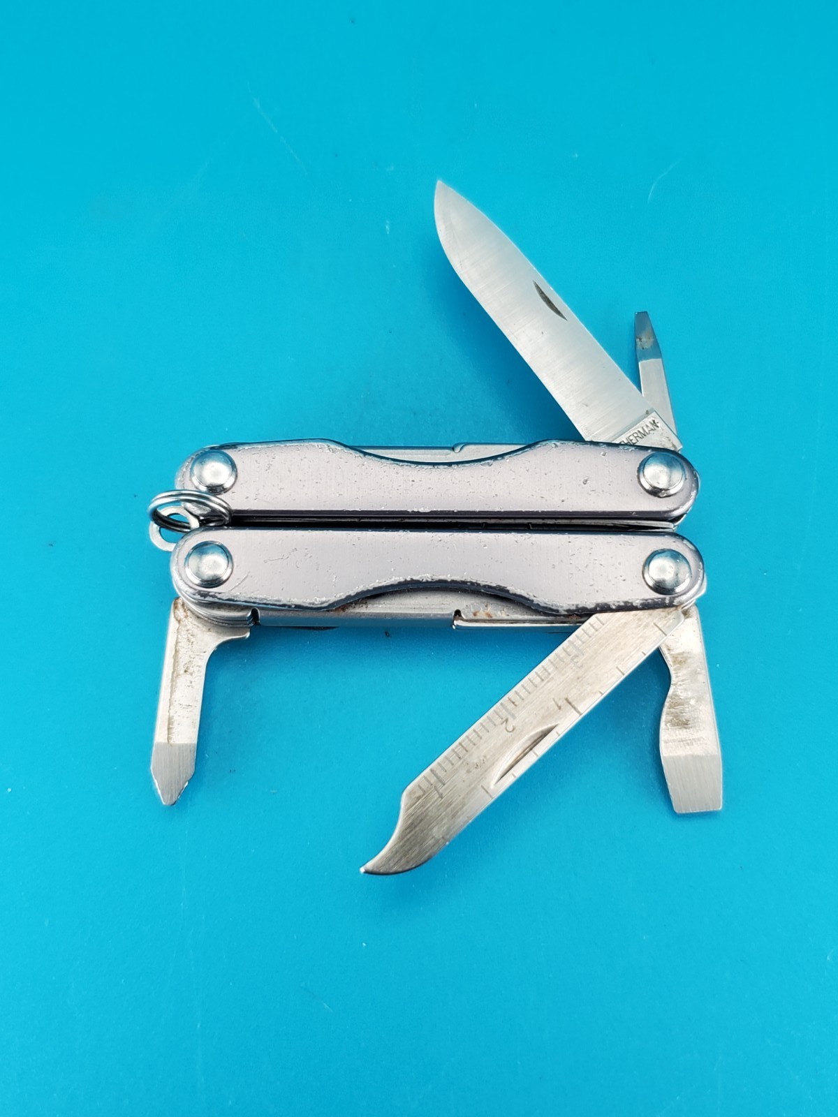 Leatherman Squirt S4 Multi-Tool, Key Ring, Retired, GRAY!